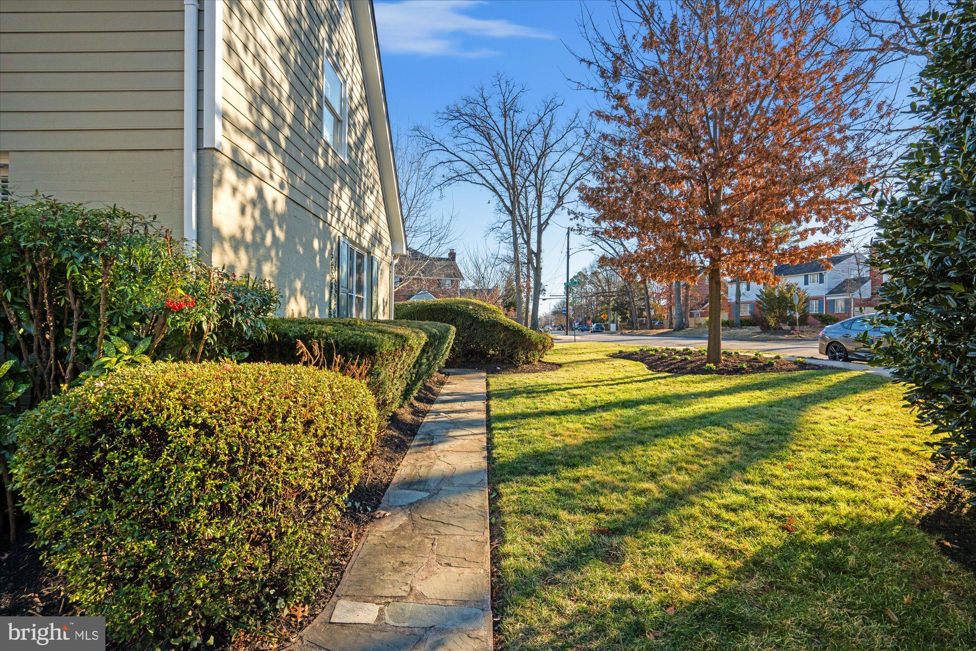 BEVERLEY HILLS - Residential