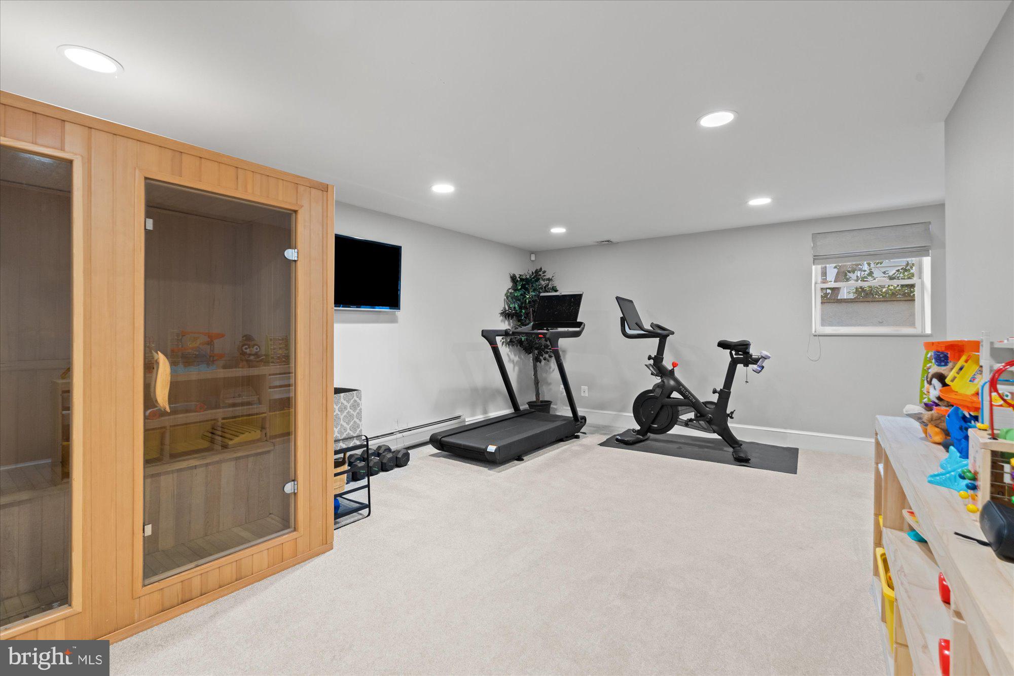 BEVERLEY HILLS - Residential