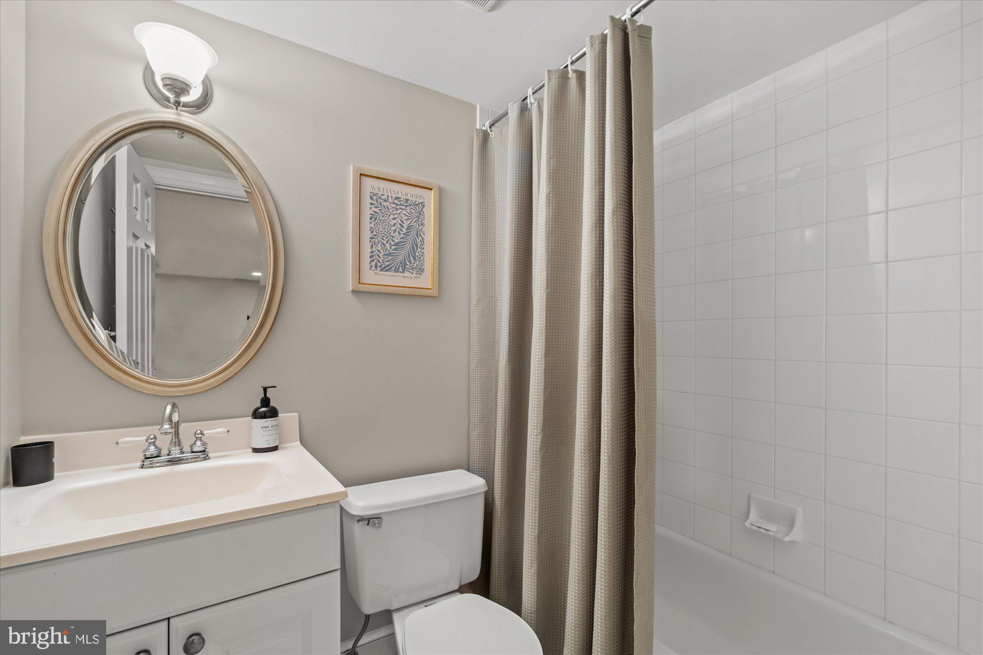 BEVERLEY HILLS - Residential