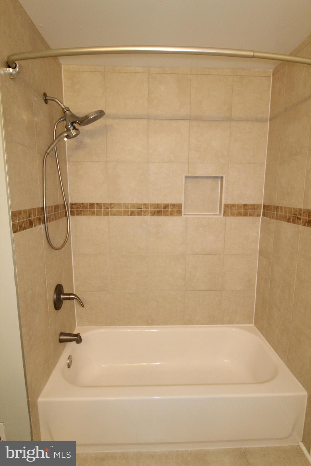 BURKE CENTRE - Residential Lease