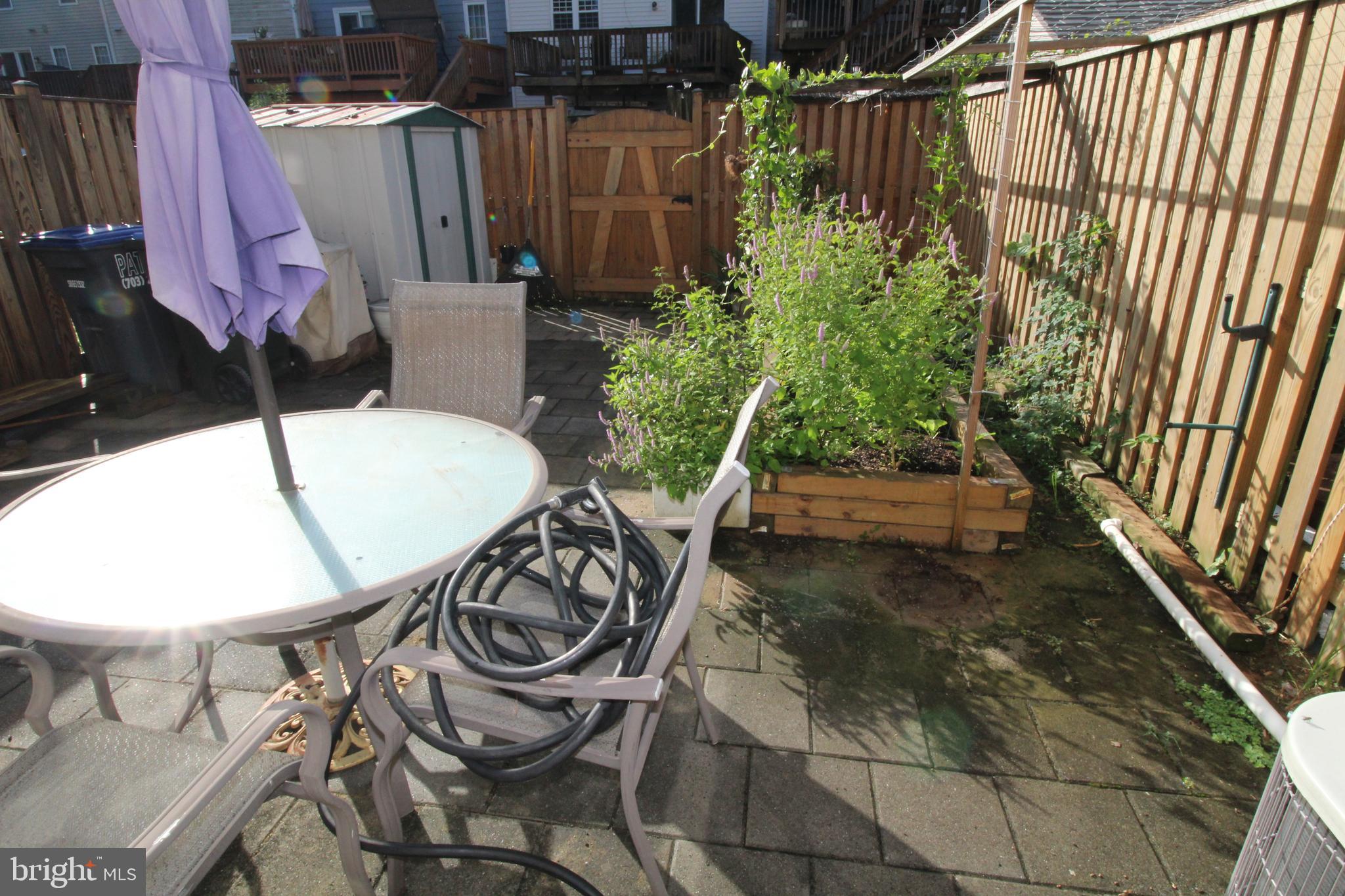 BURKE CENTRE - Residential Lease