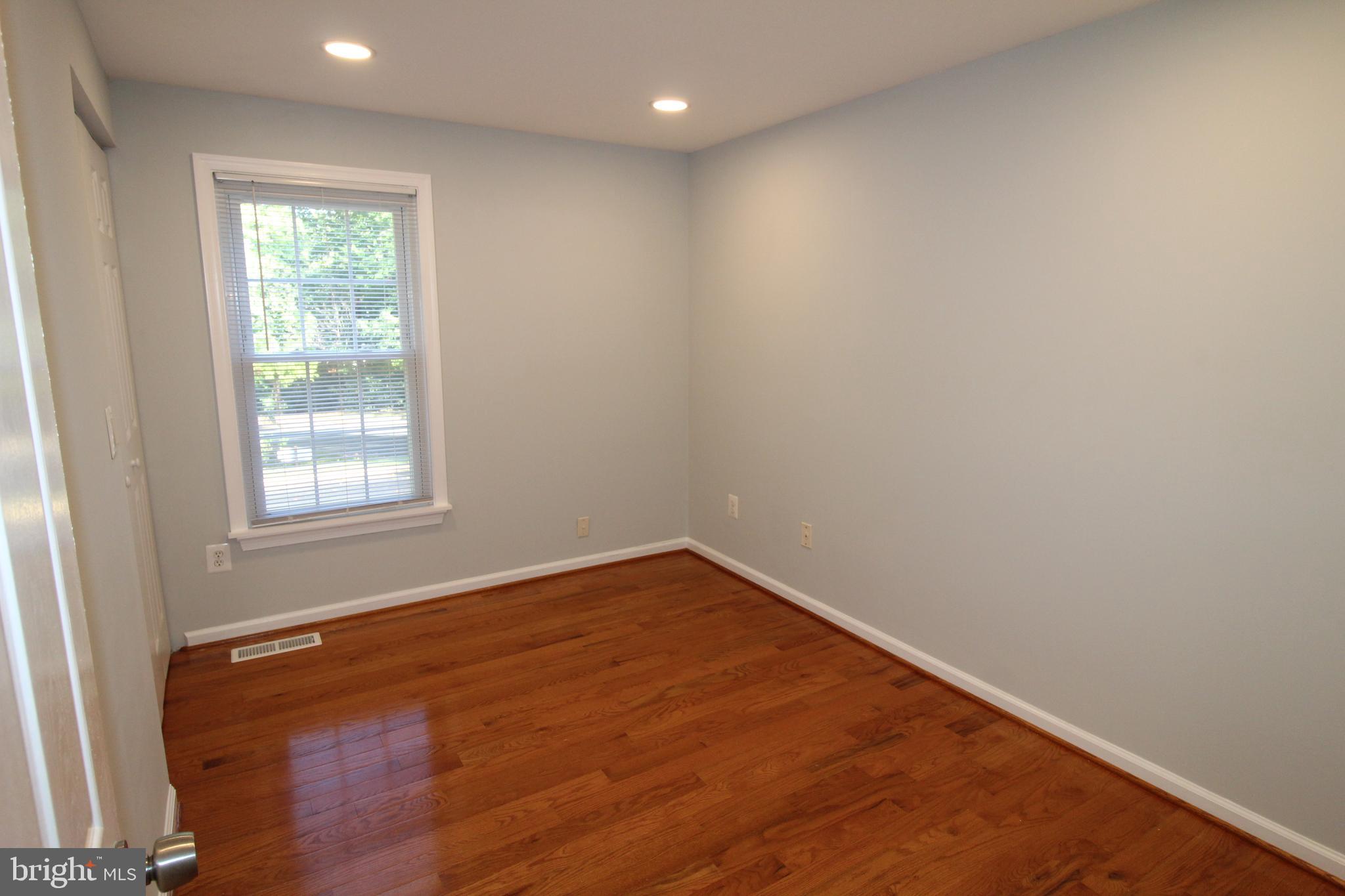 BURKE CENTRE - Residential Lease