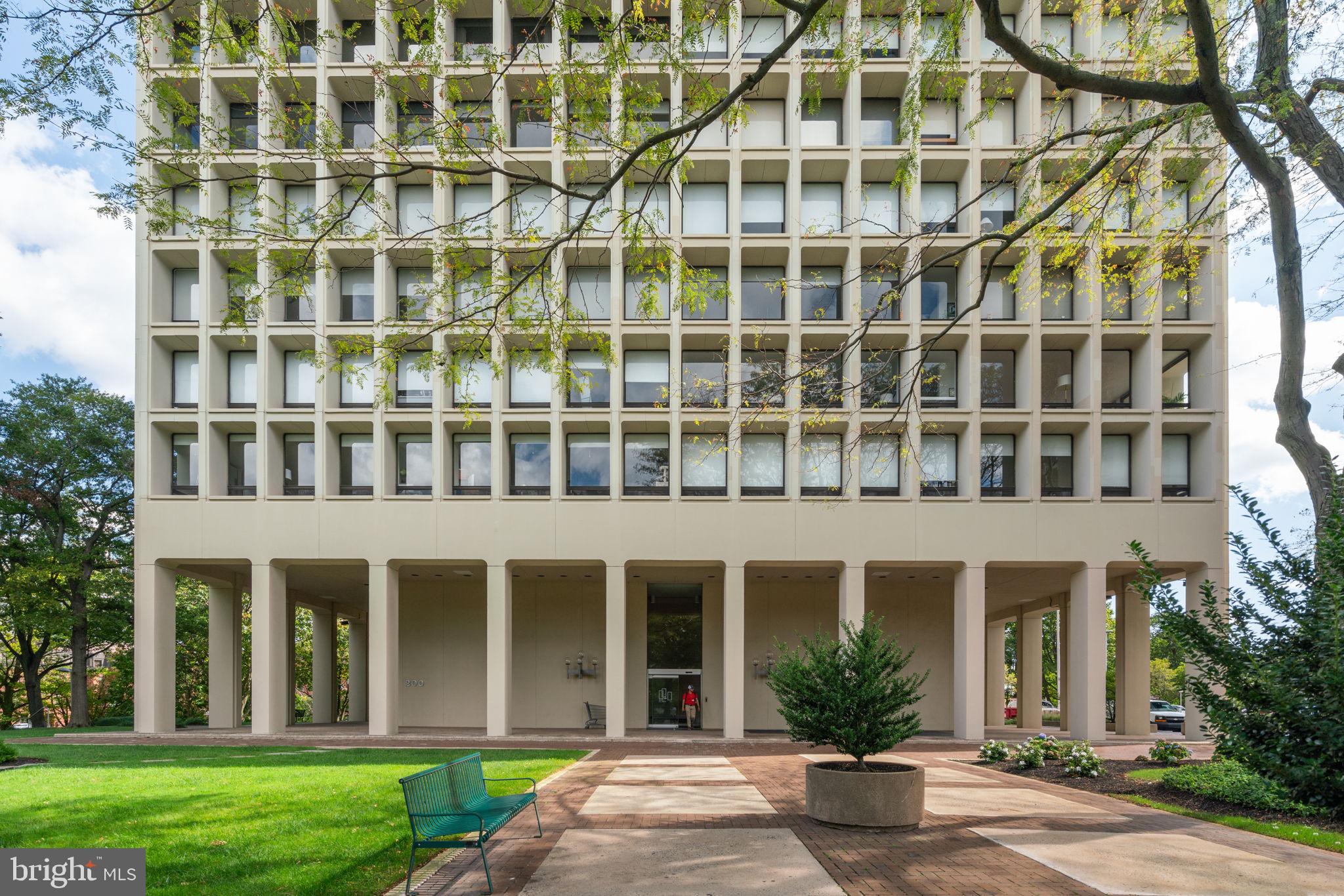 SOCIETY HILL - Residential