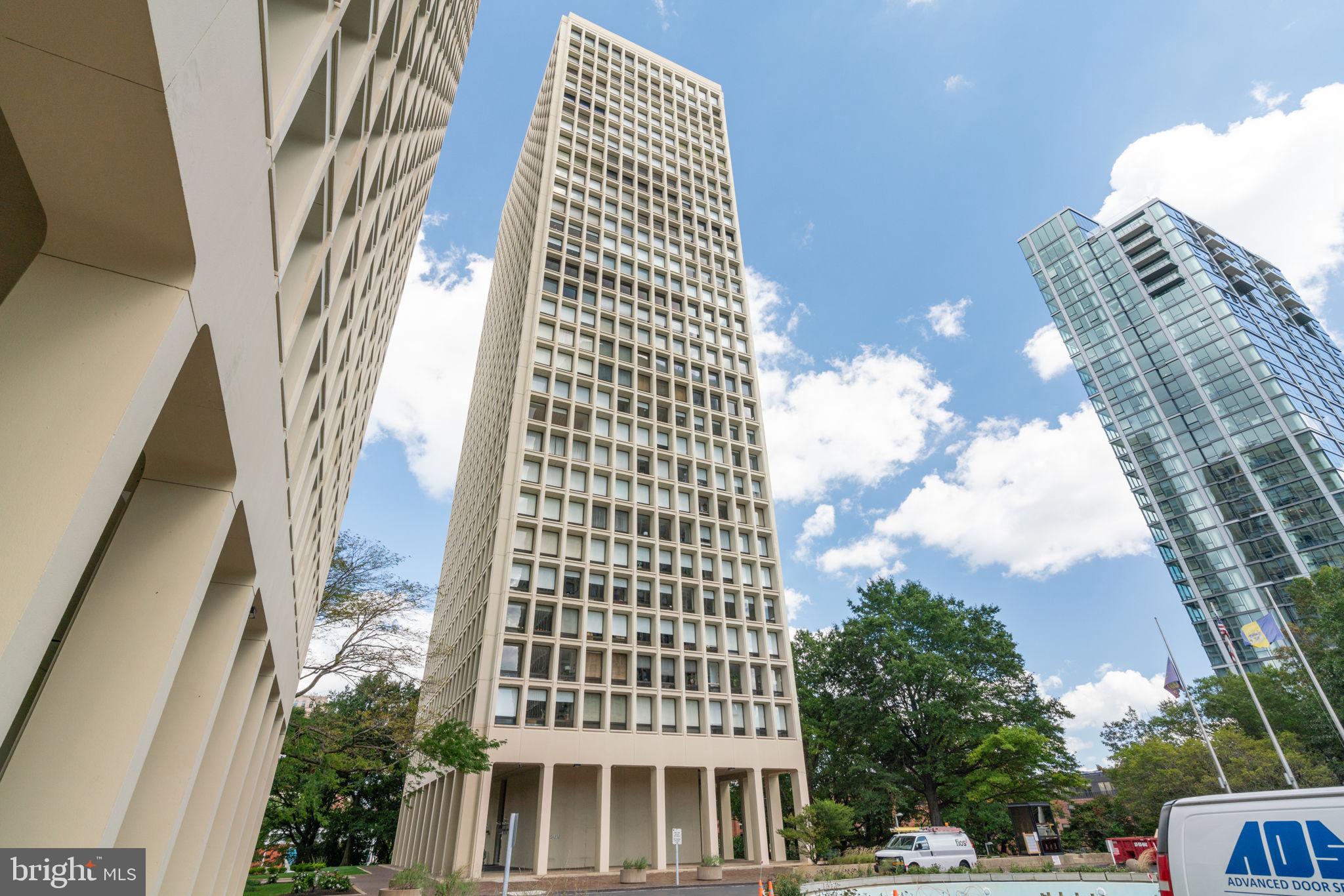 SOCIETY HILL - Residential