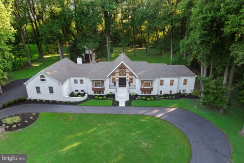 Homes For Sale - 408 Creek Road<br/> MOORESTOWN, NJ 08057