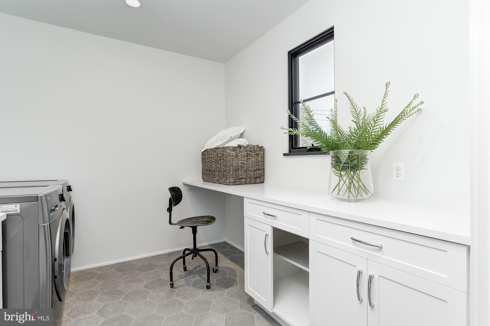 EDGEMOOR - Residential