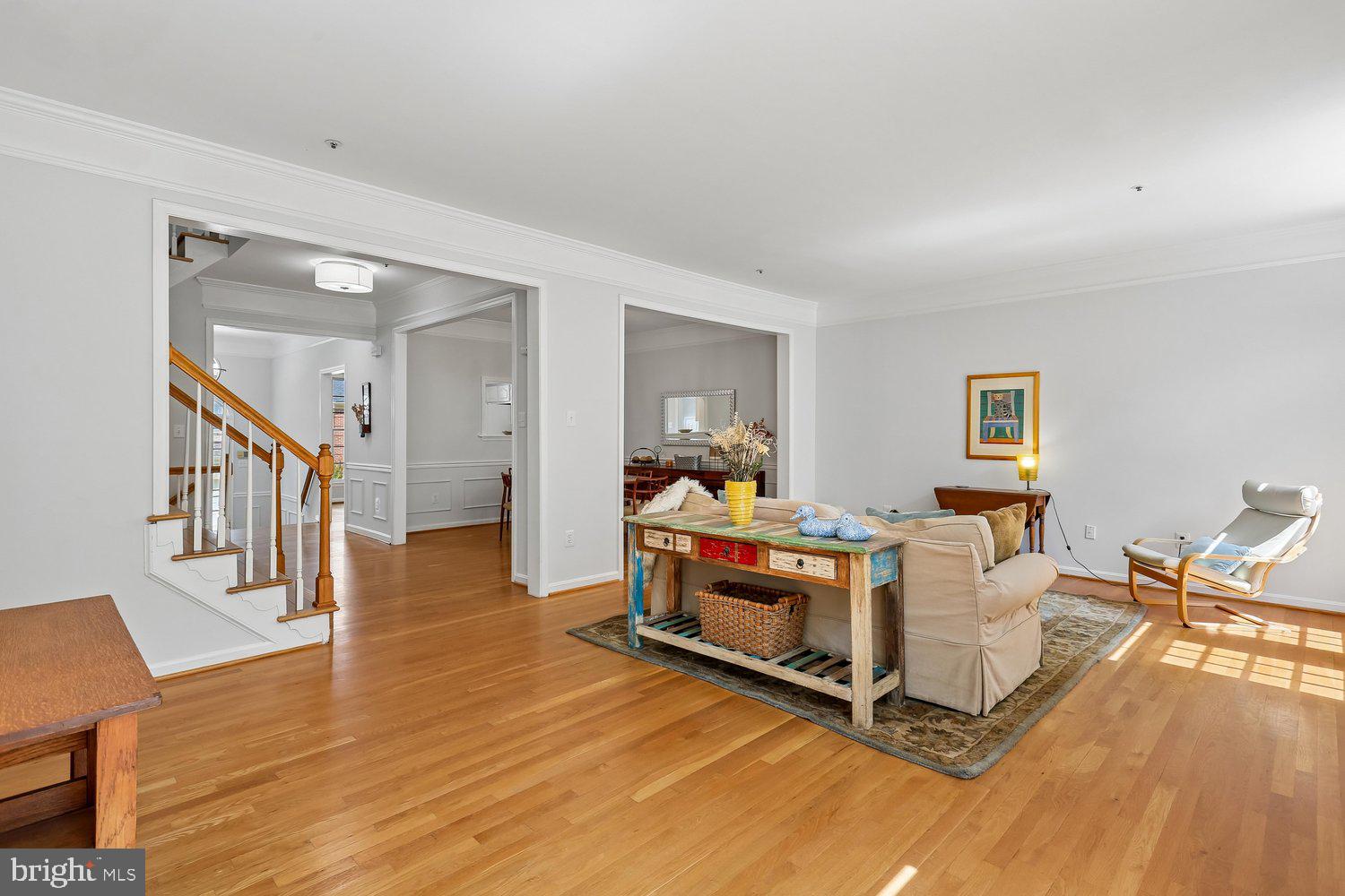 LAKE HALLOWELL - Residential