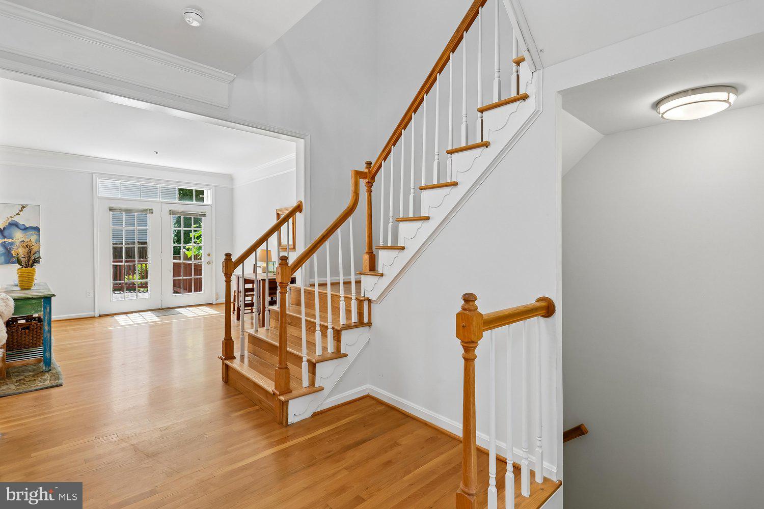 LAKE HALLOWELL - Residential