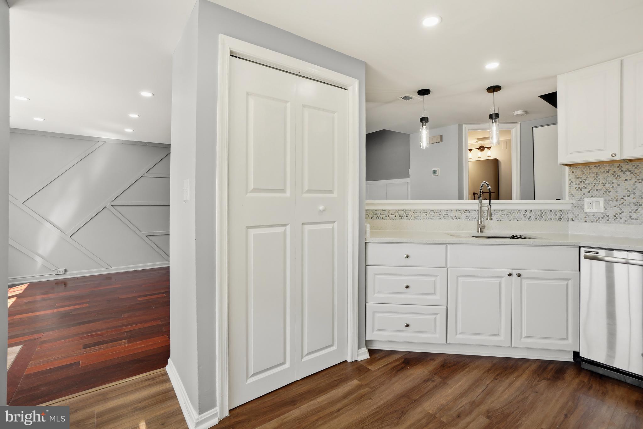 ROGERS FORGE - Residential