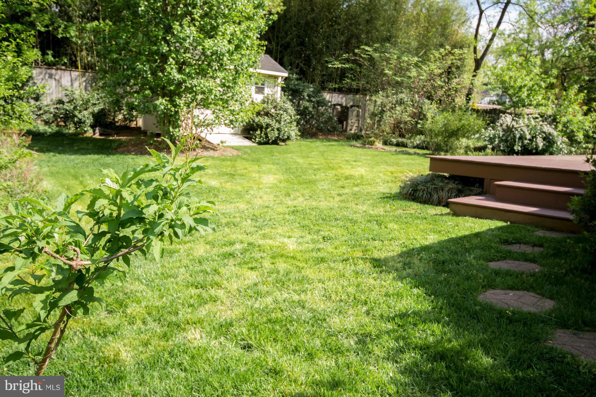 WAYNEWOOD - Residential