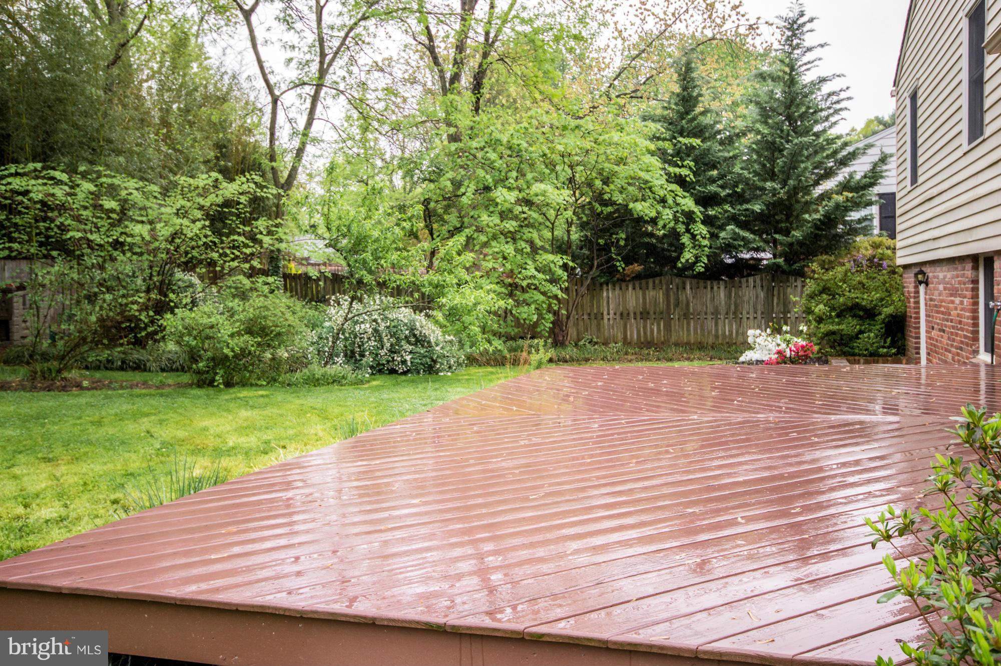 WAYNEWOOD - Residential