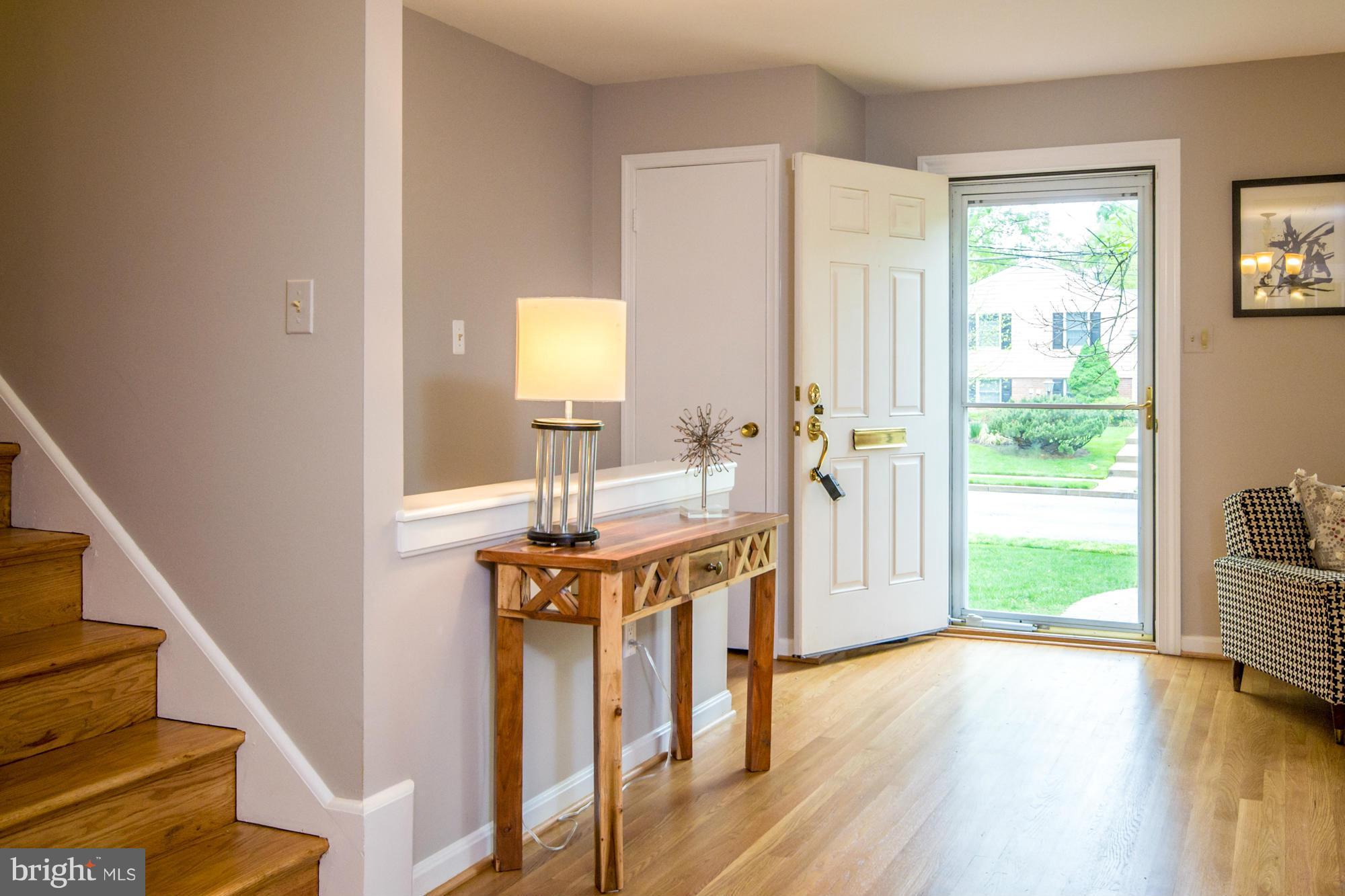 WAYNEWOOD - Residential