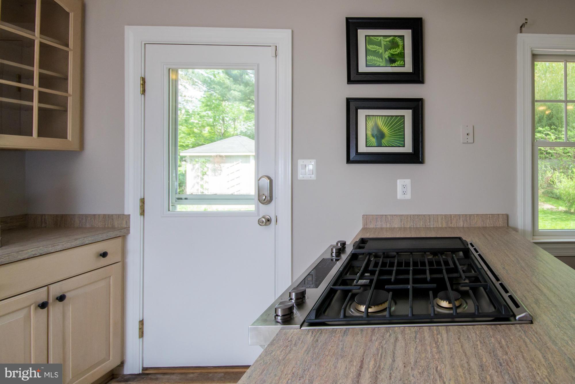 WAYNEWOOD - Residential