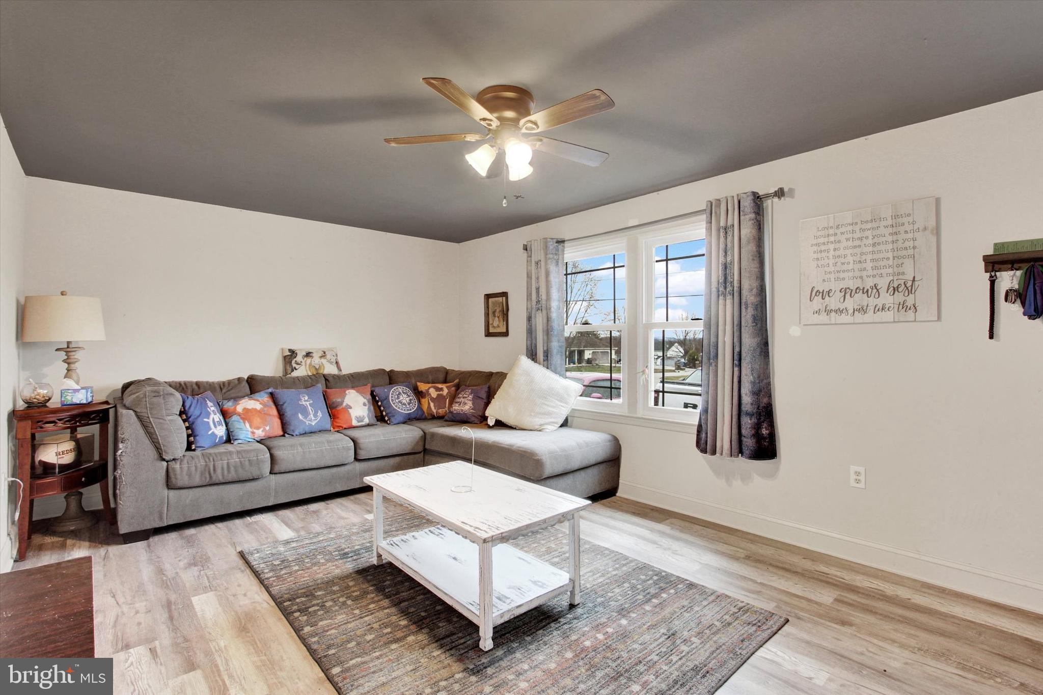 LAKE MEADE - Residential