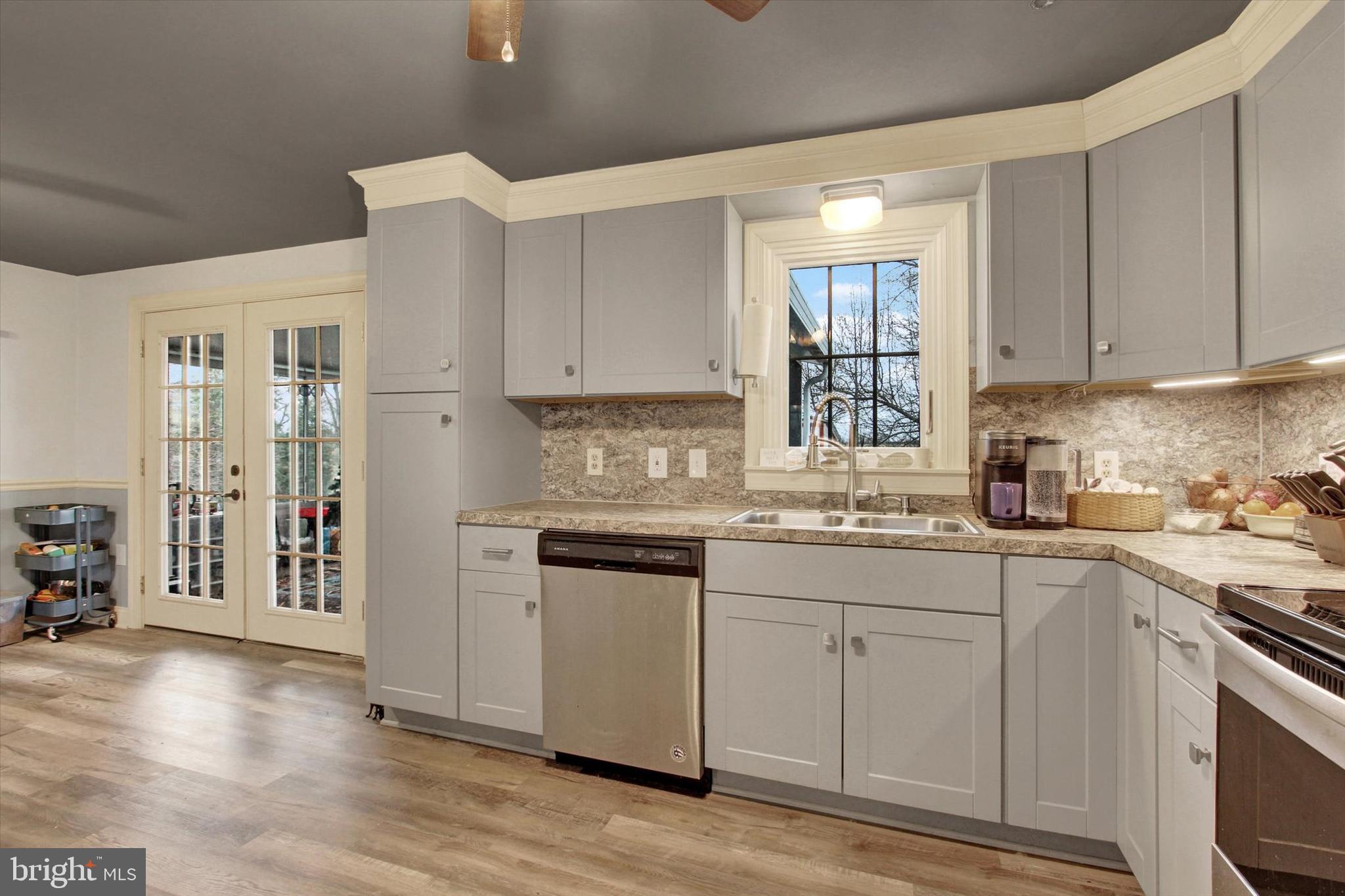 LAKE MEADE - Residential