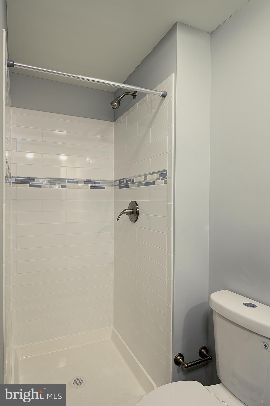 PINEY RIDGE VILLAGE - Residential Lease