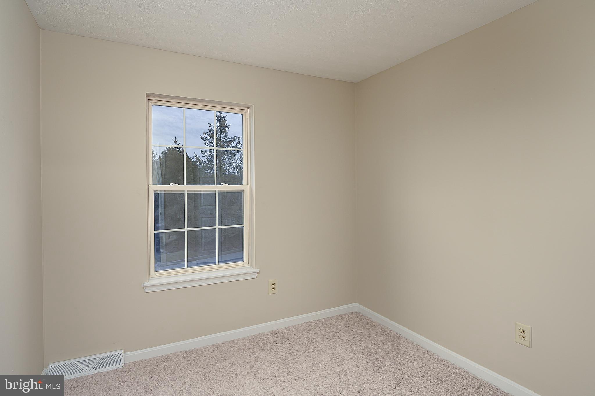 PINEY RIDGE VILLAGE - Residential Lease