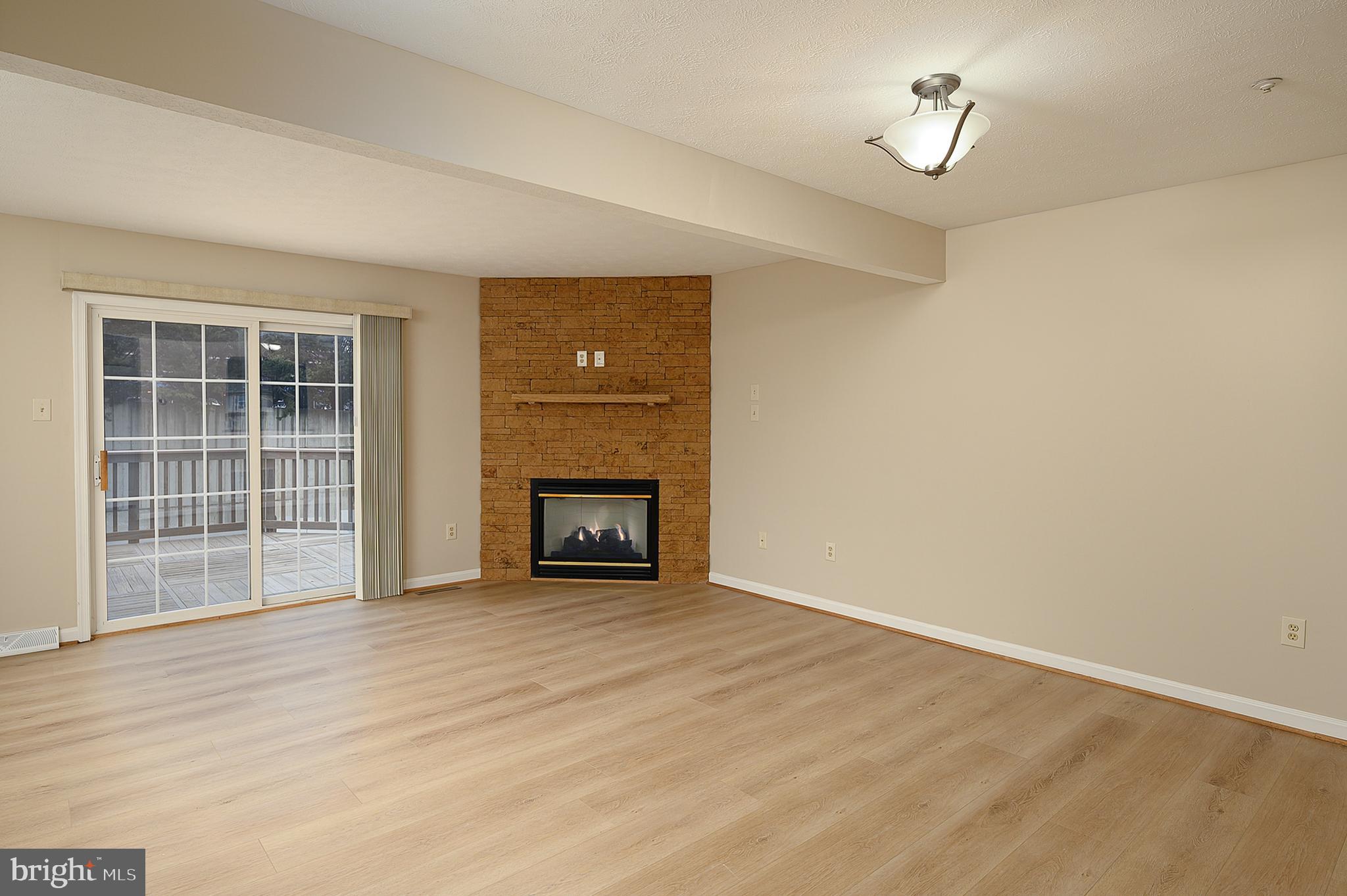 PINEY RIDGE VILLAGE - Residential Lease