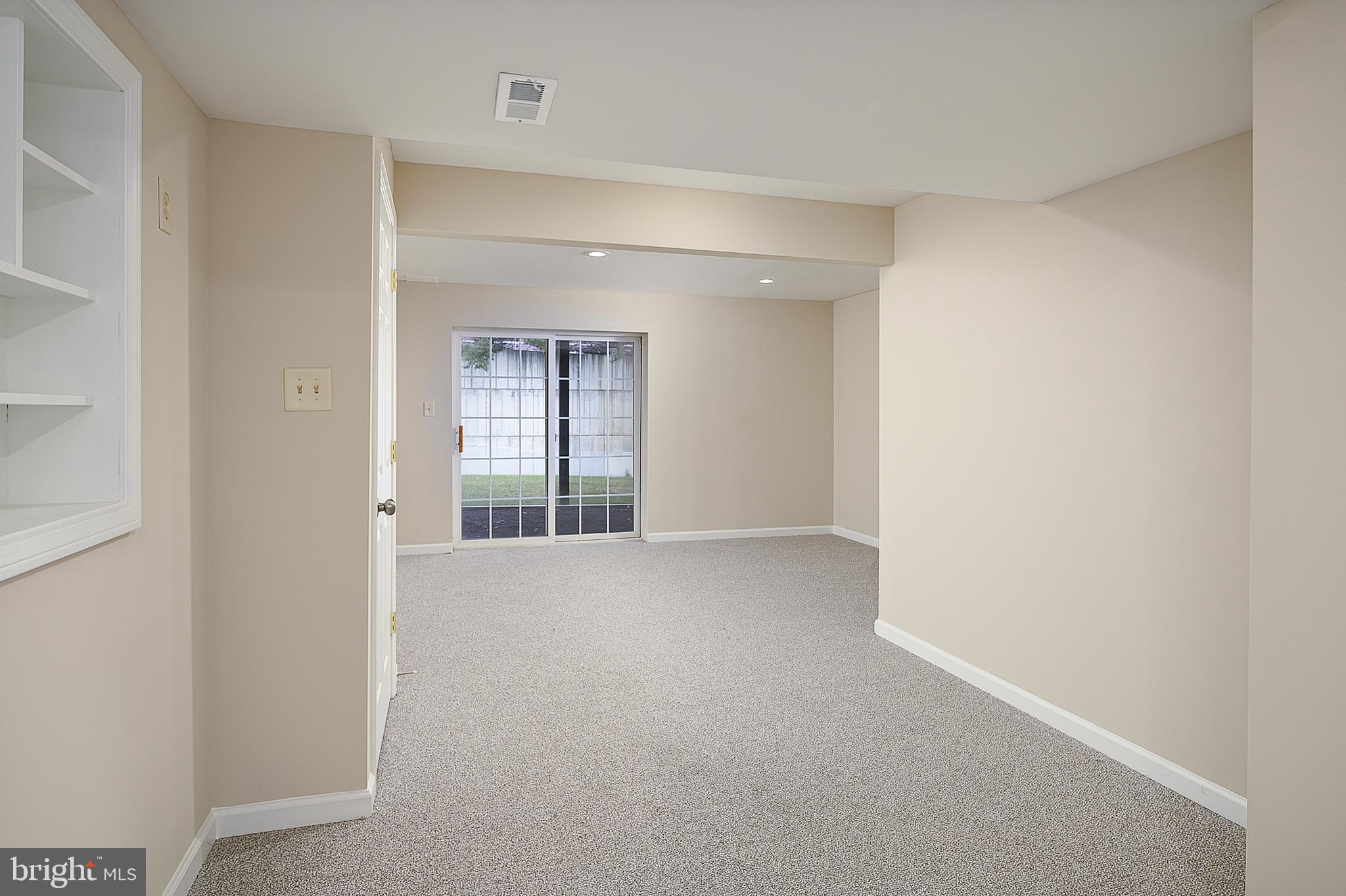 PINEY RIDGE VILLAGE - Residential Lease