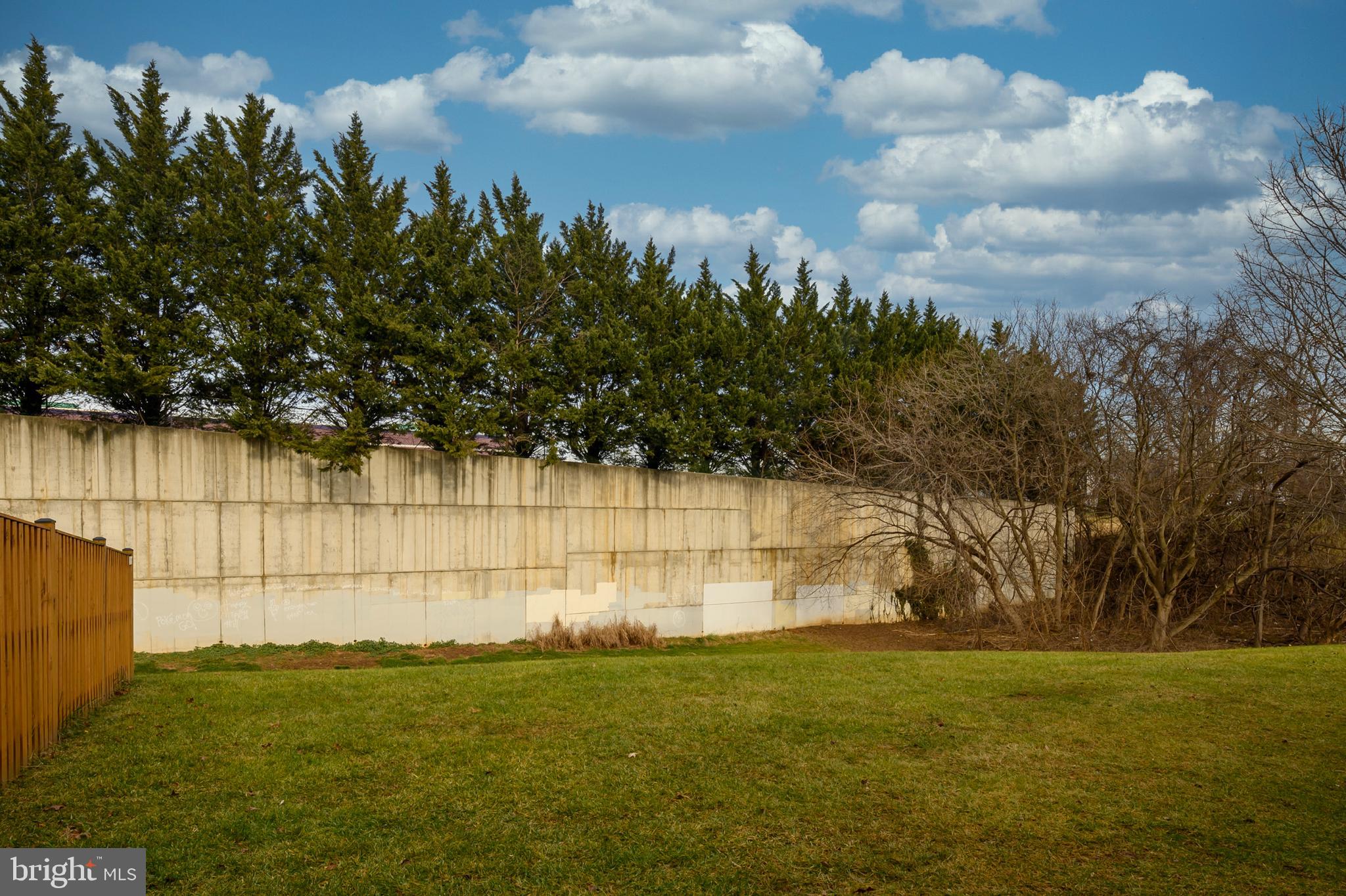 PINEY RIDGE VILLAGE - Residential Lease