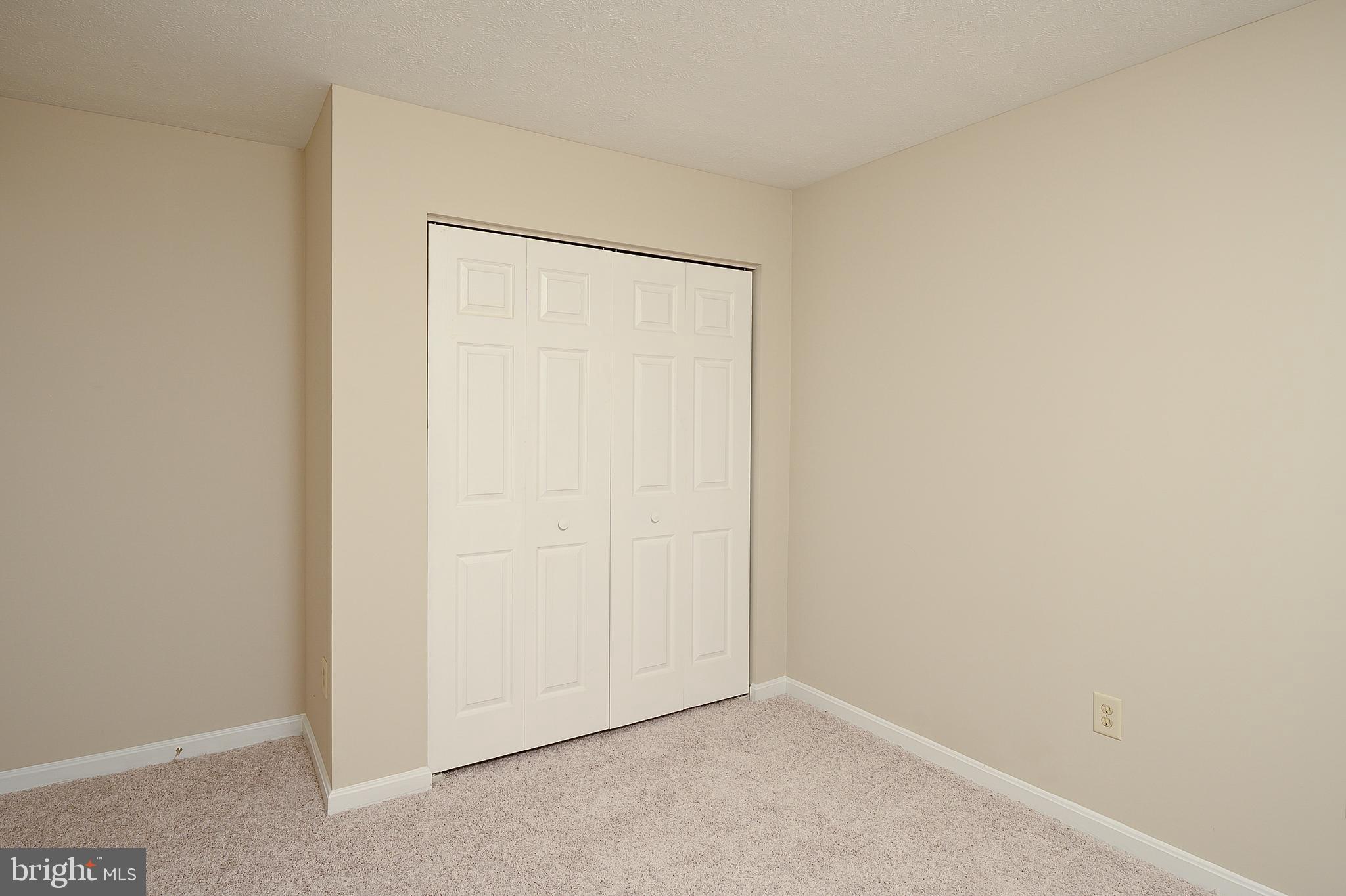 PINEY RIDGE VILLAGE - Residential Lease