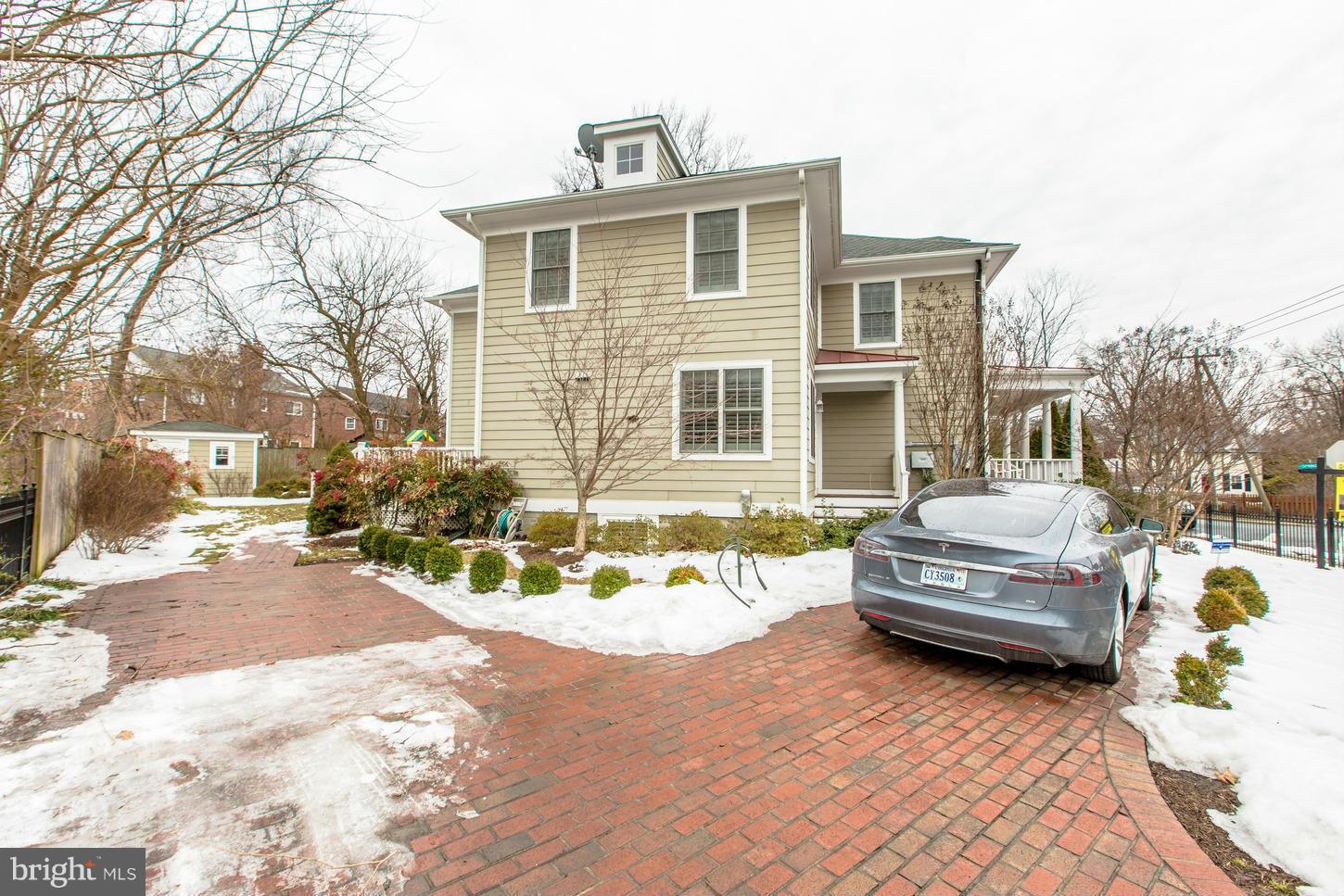 ROSEMONT - Residential