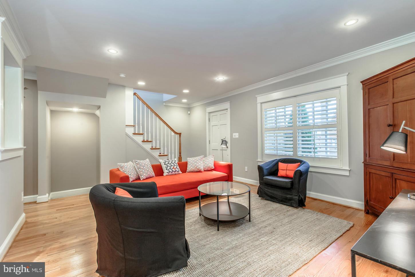 ROSEMONT - Residential