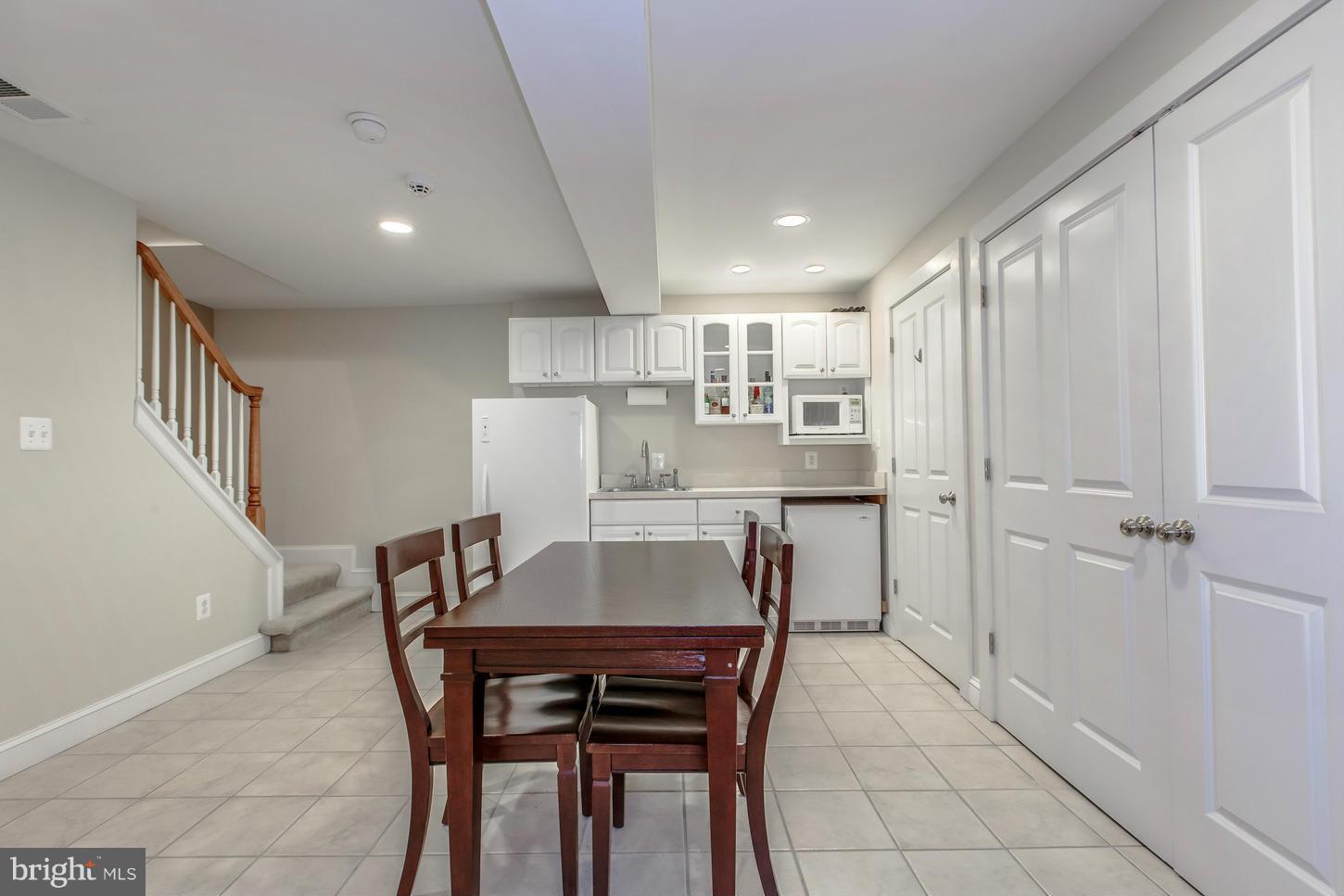 ROSEMONT - Residential