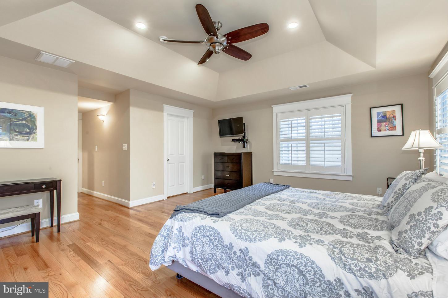 ROSEMONT - Residential