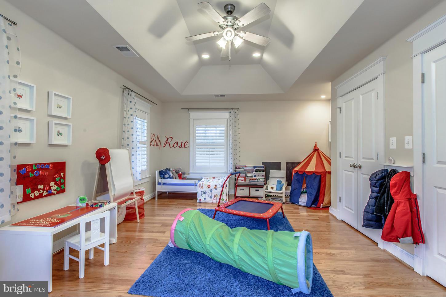 ROSEMONT - Residential