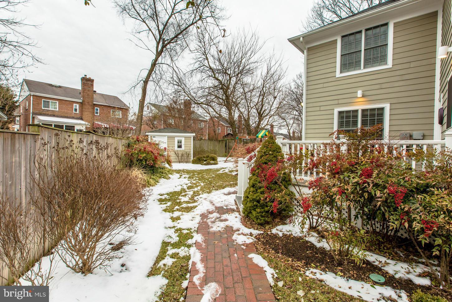 ROSEMONT - Residential