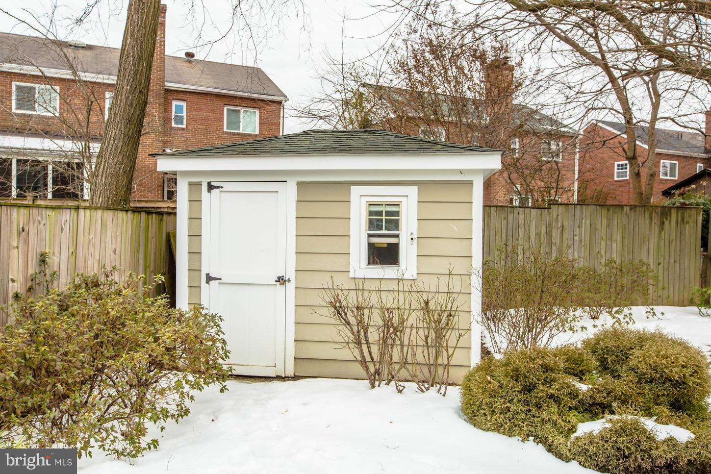 ROSEMONT - Residential