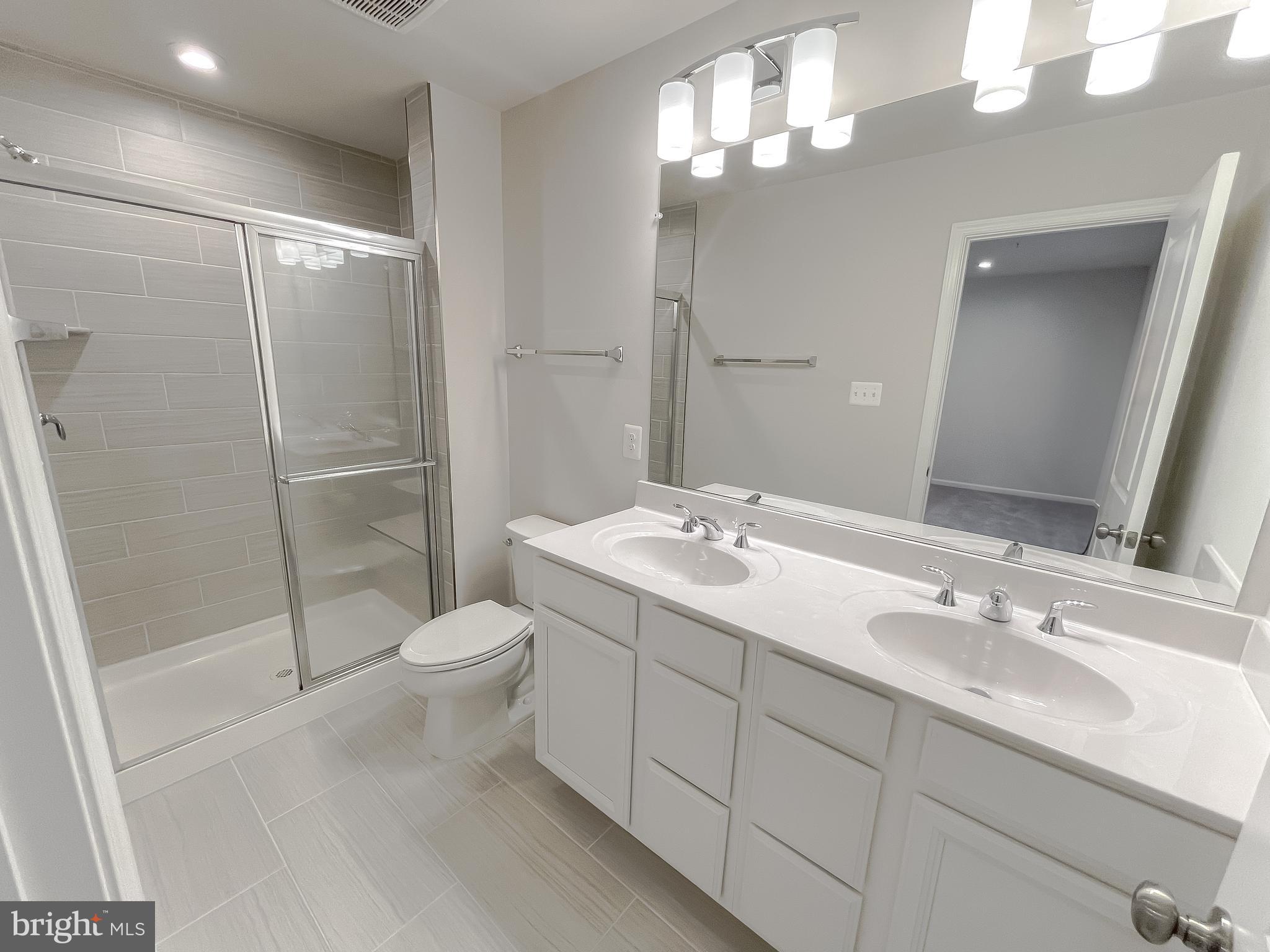 WILDEWOODE - Residential Lease