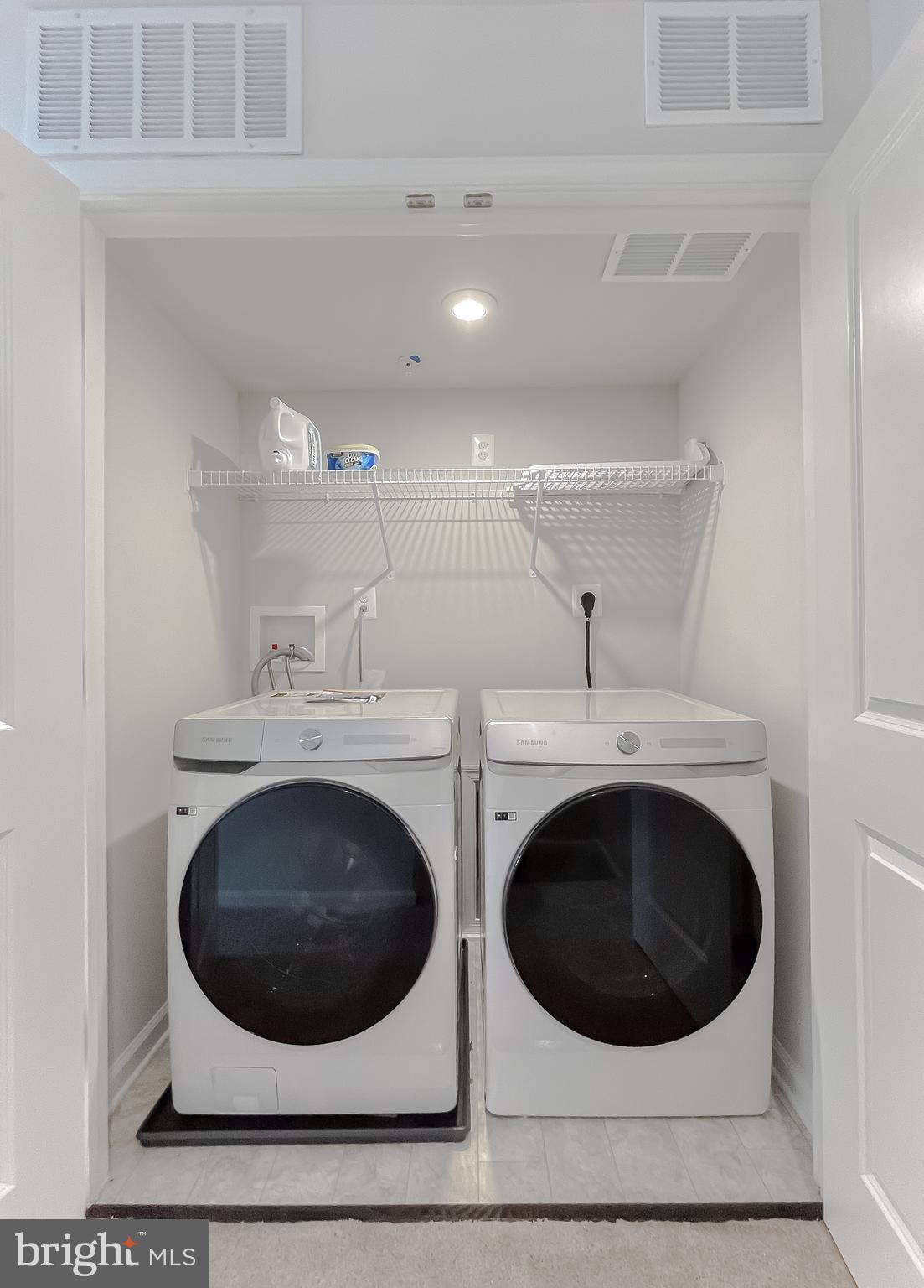 WILDEWOODE - Residential Lease