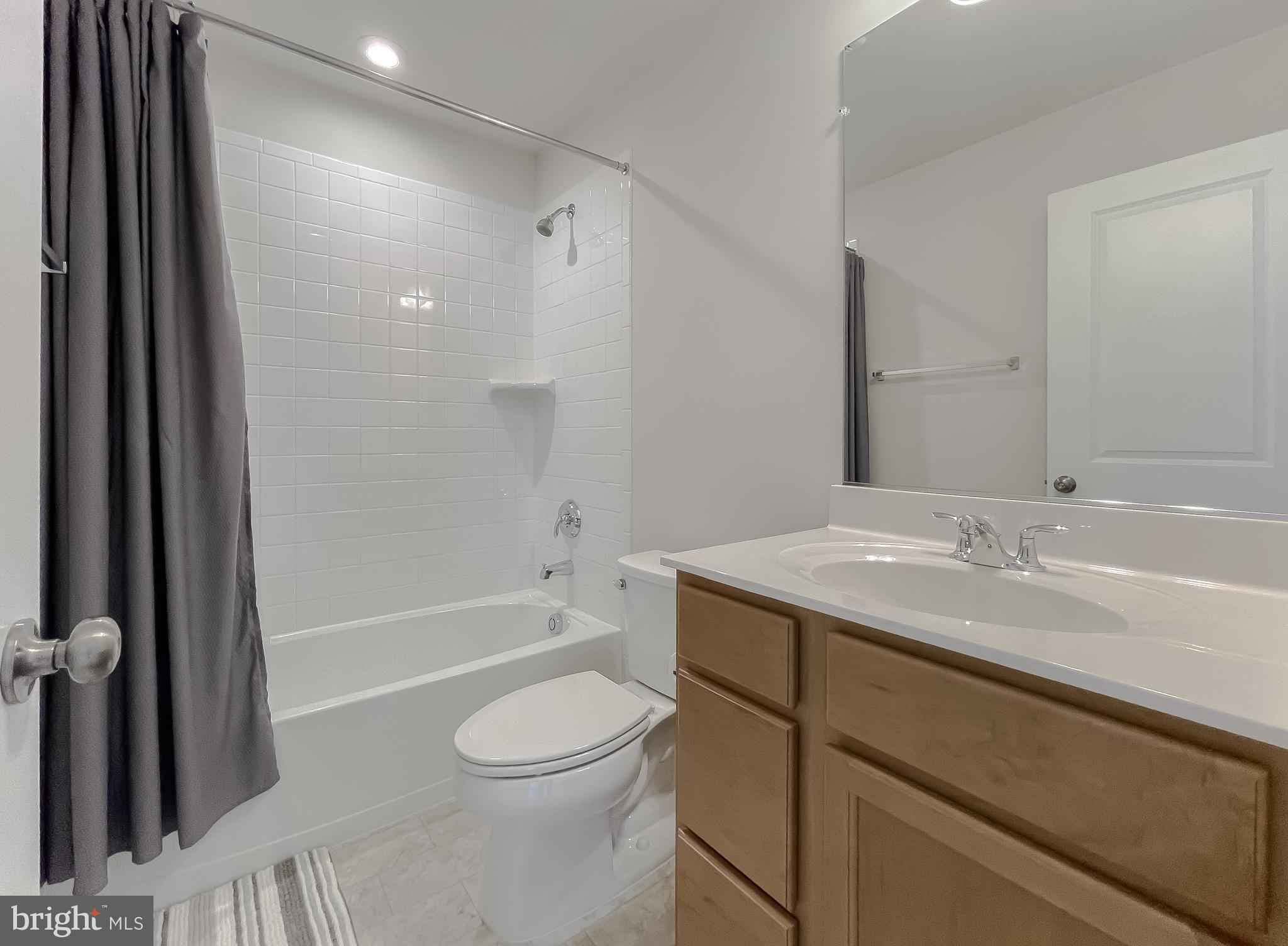 WILDEWOODE - Residential Lease