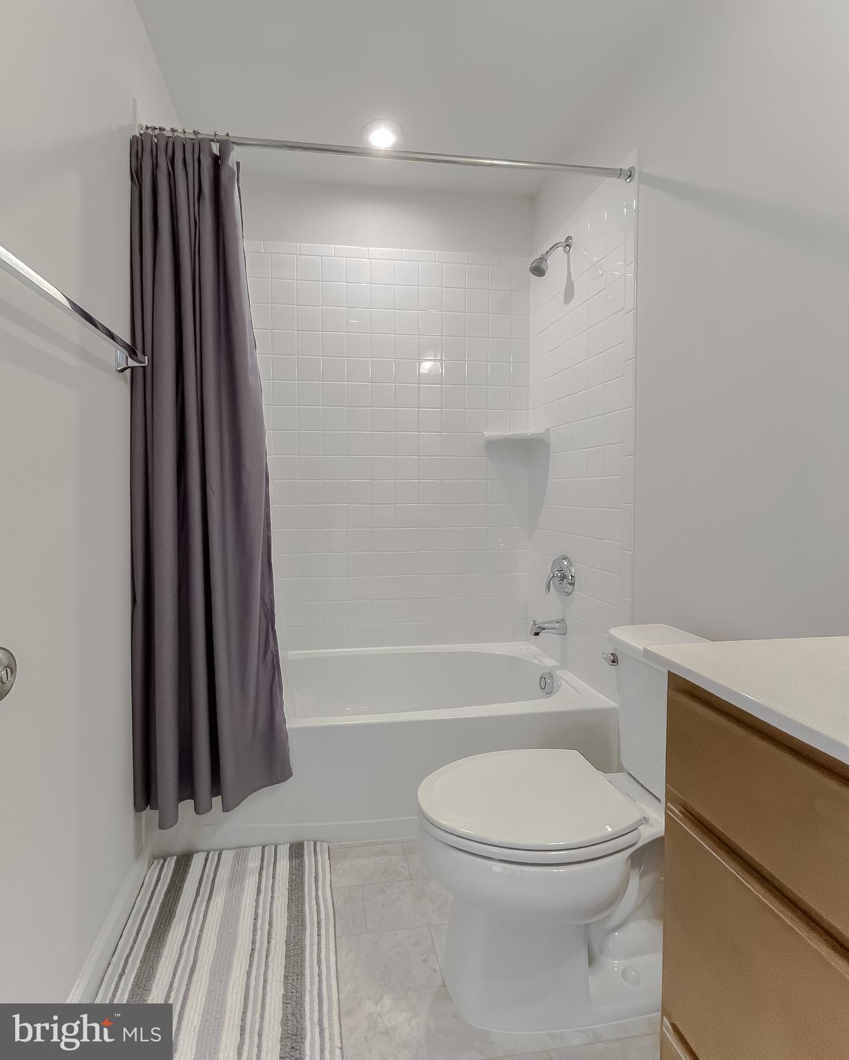 WILDEWOODE - Residential Lease