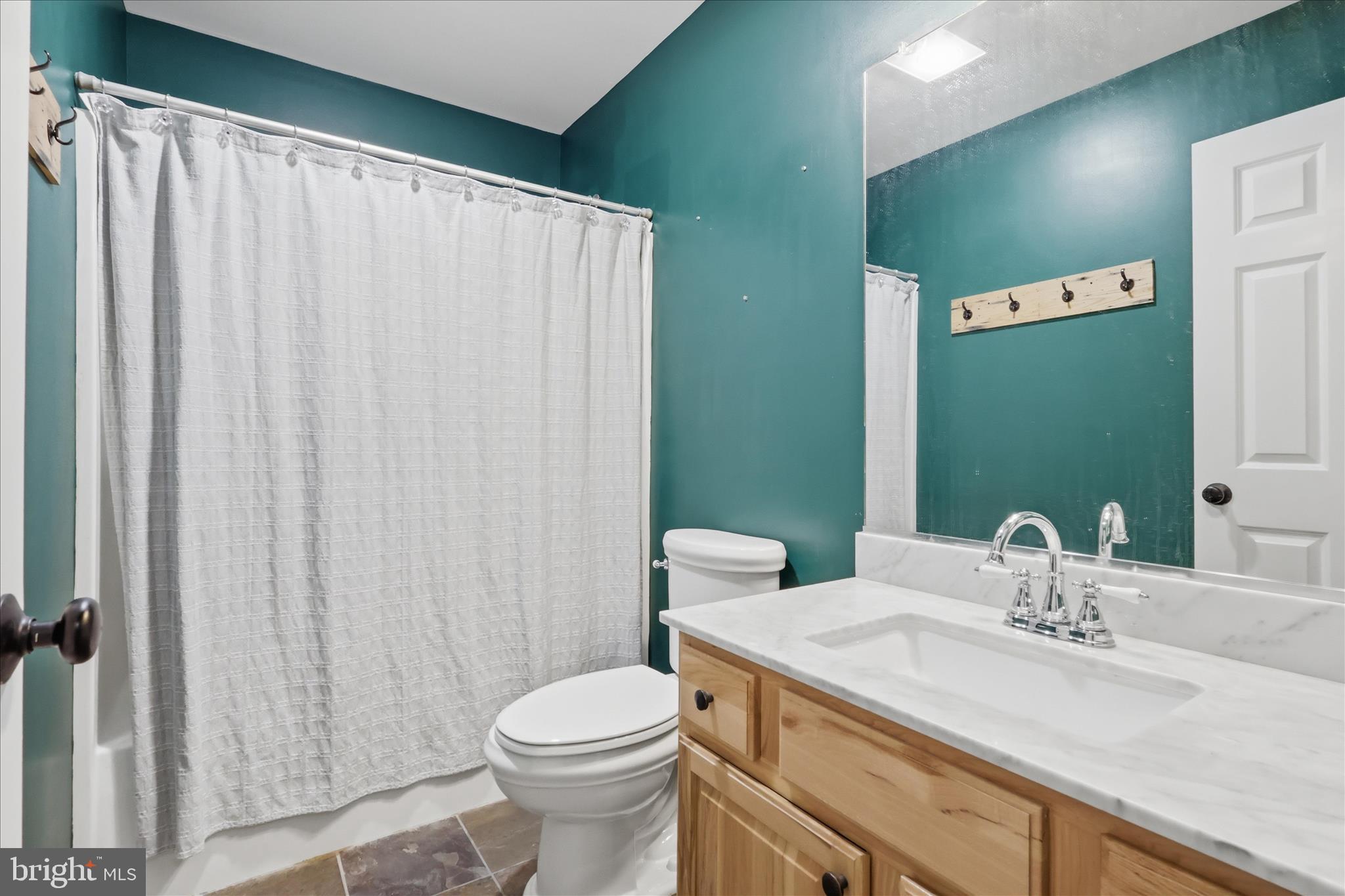 SHARONS RIDGE - Residential