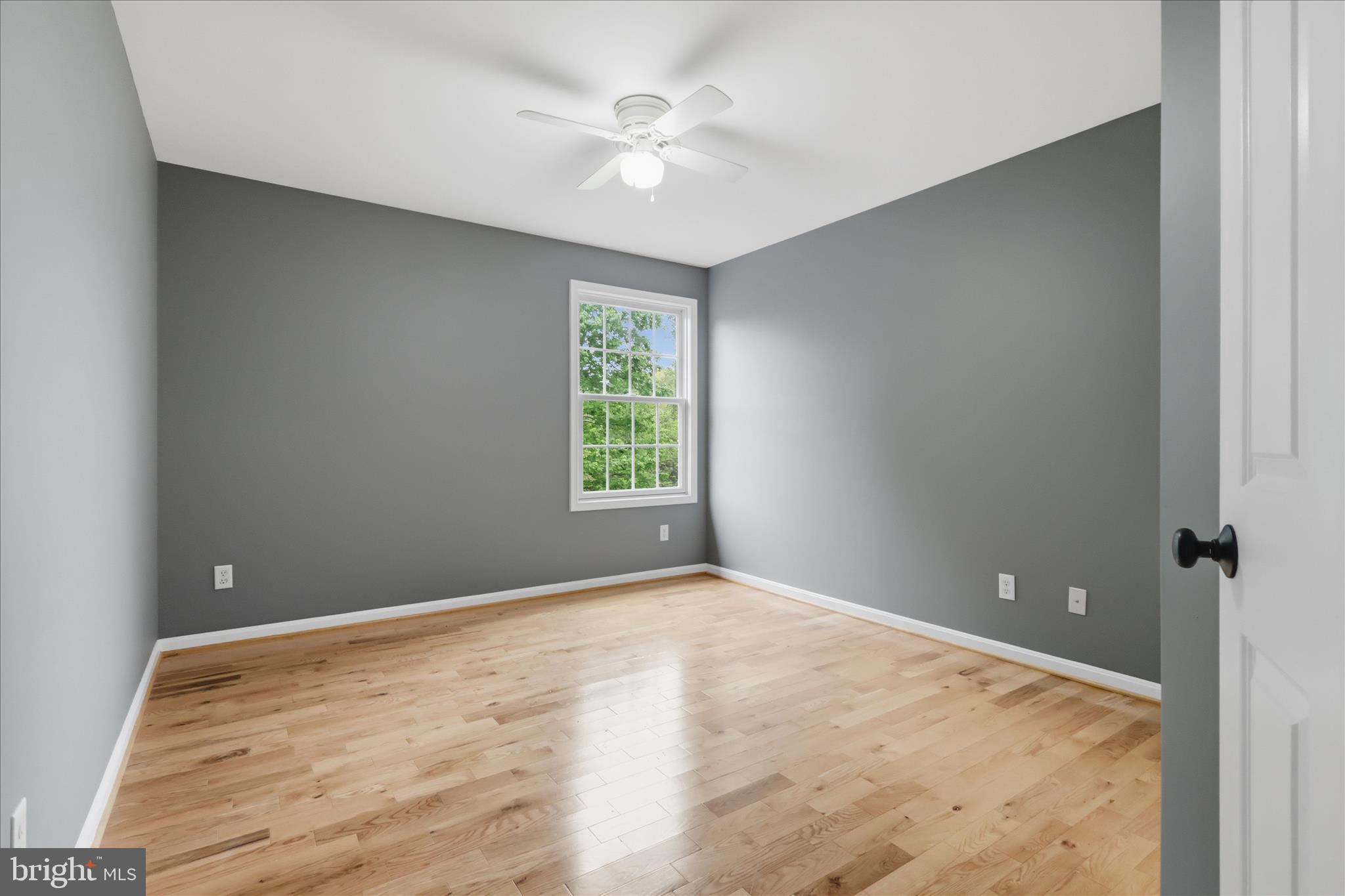 SHARONS RIDGE - Residential