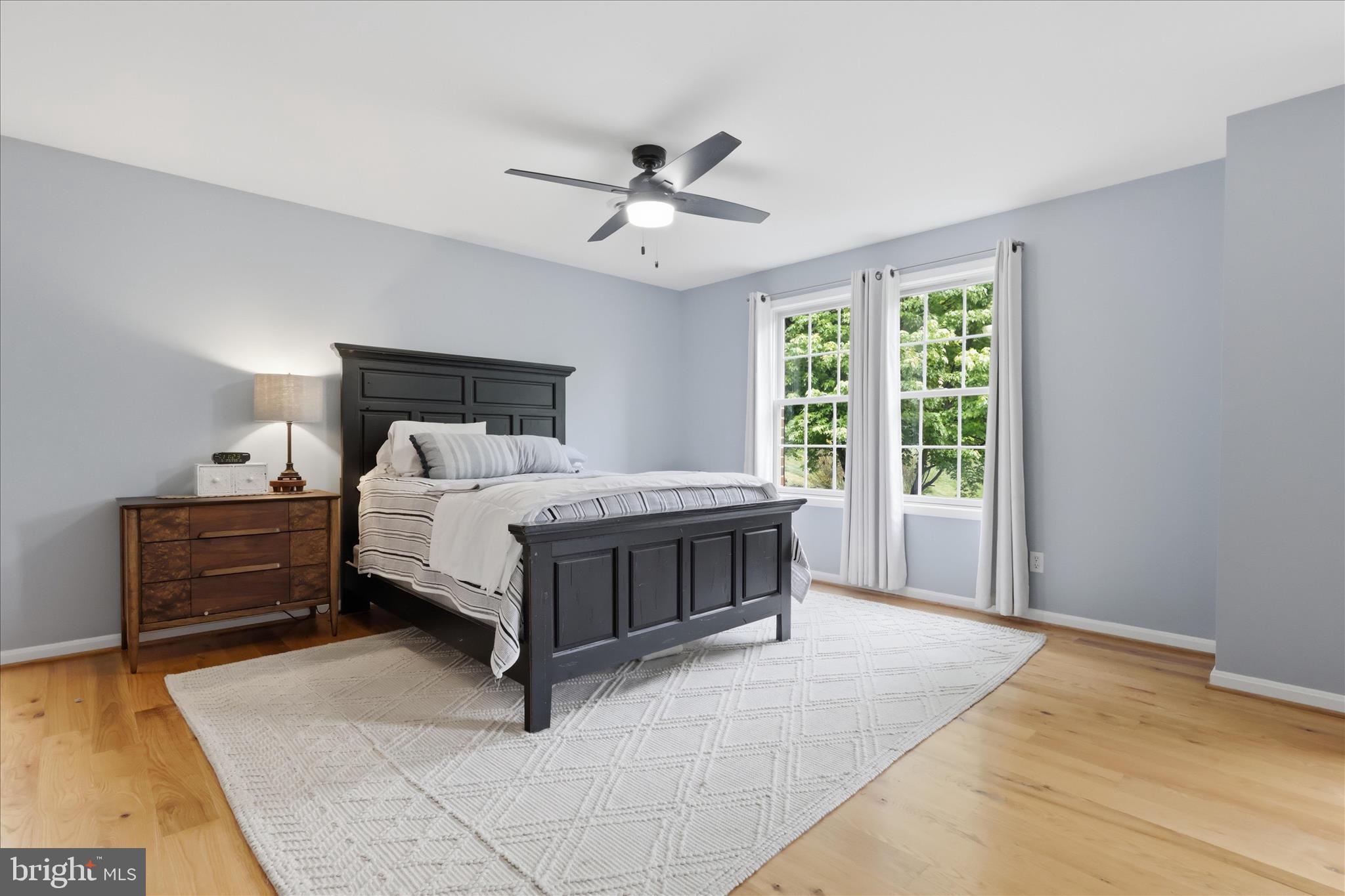 SHARONS RIDGE - Residential