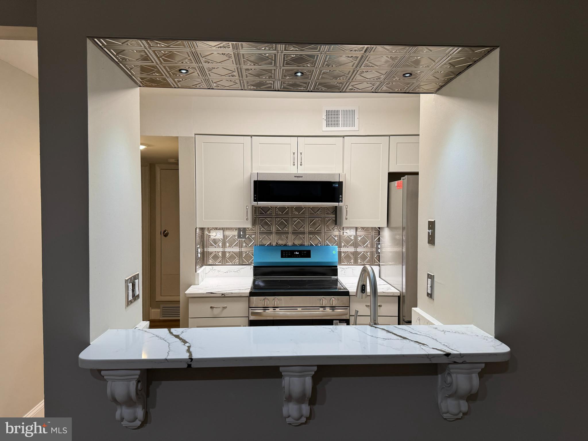 5812 ROYAL RIDGE DRIVE C