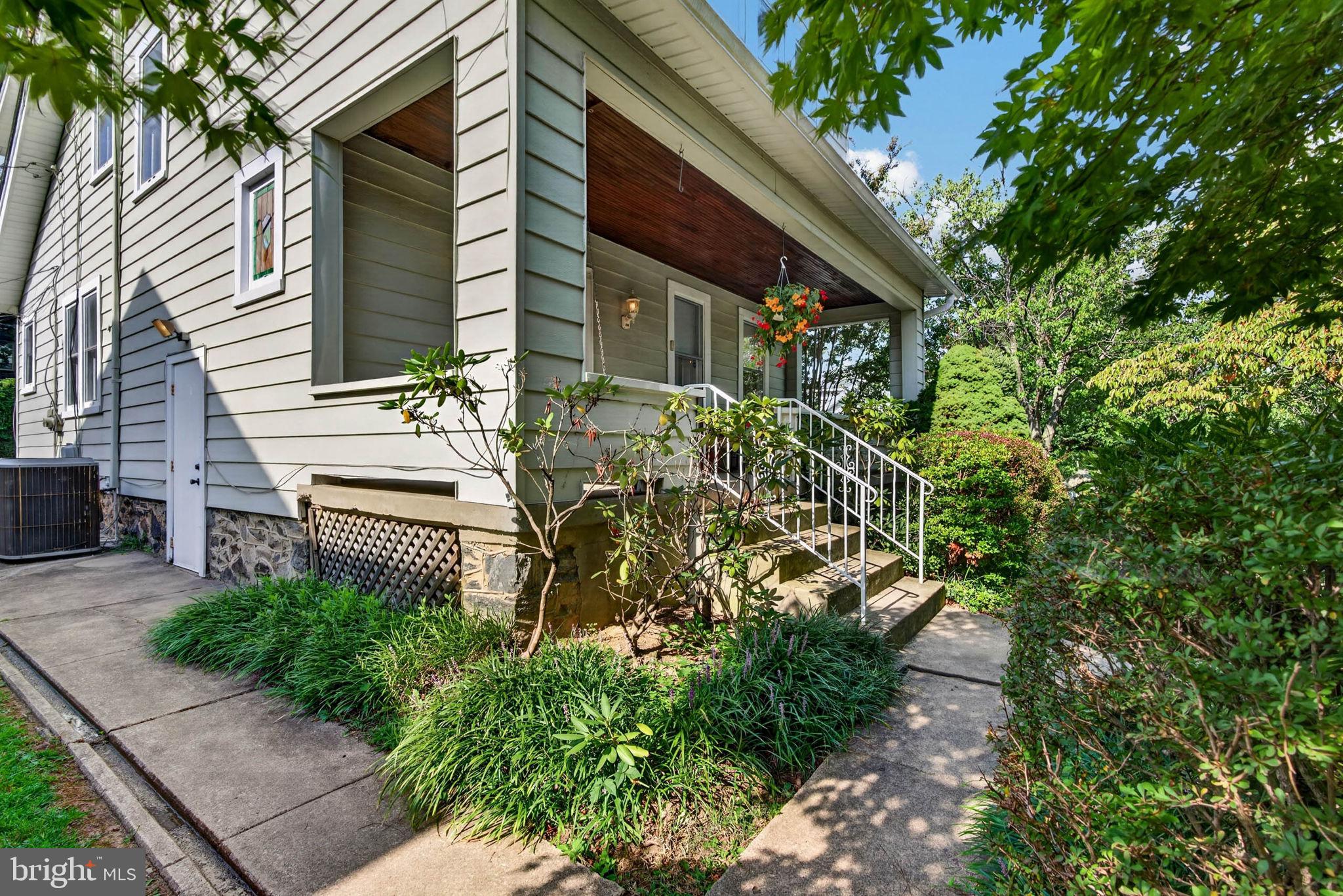 3101 CLEARVIEW AVENUE