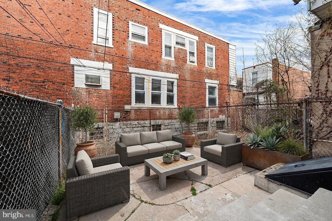 COBBS CREEK - Residential