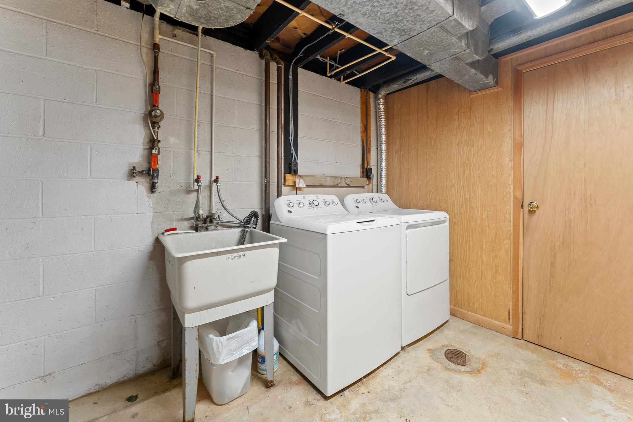 STONEGATE - Residential