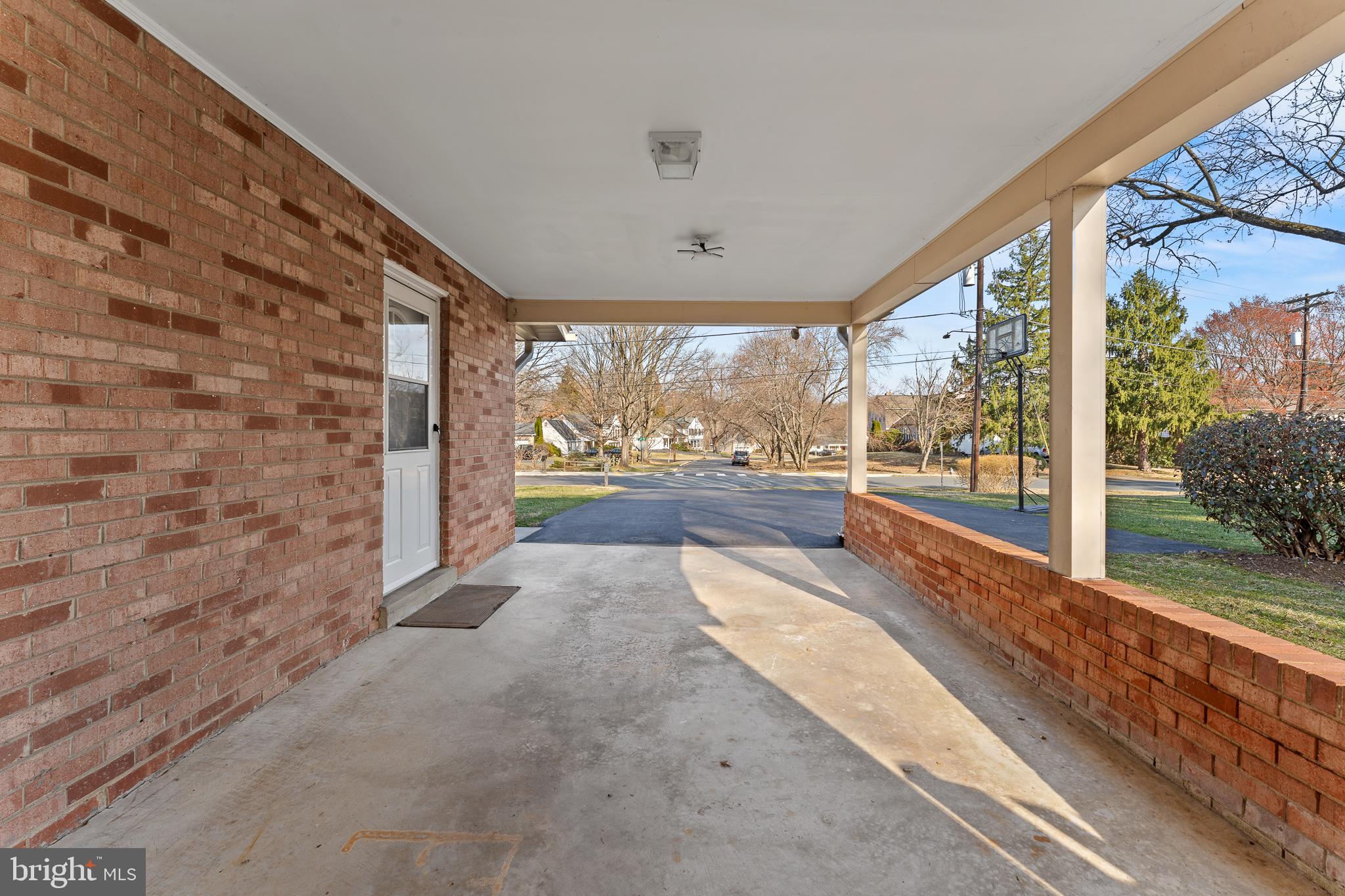 STONEGATE - Residential