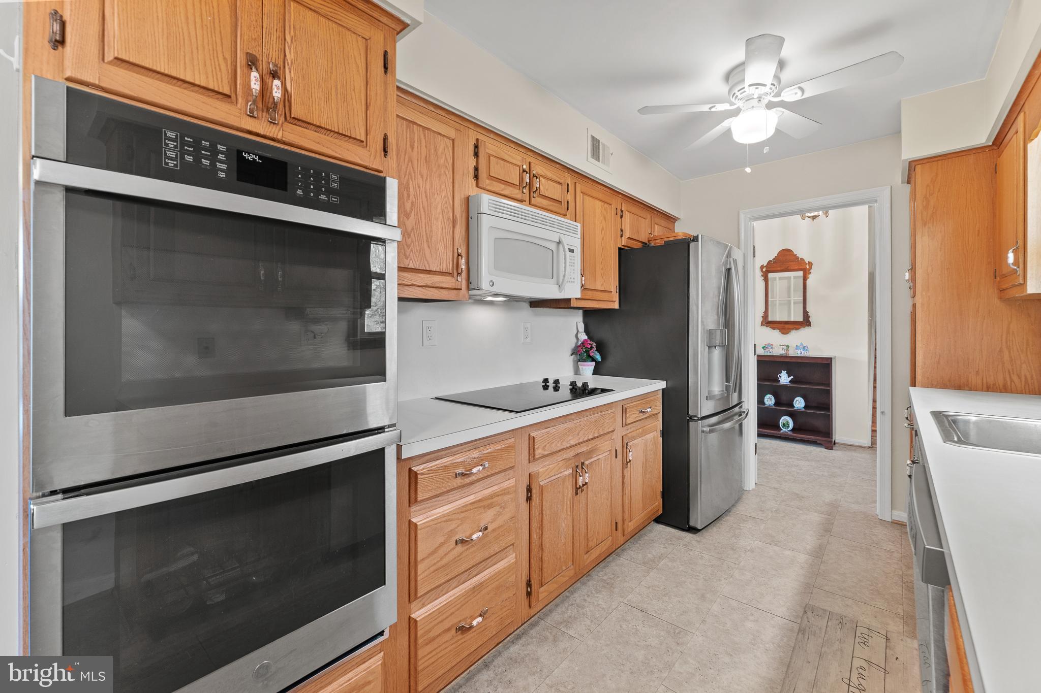 STONEGATE - Residential