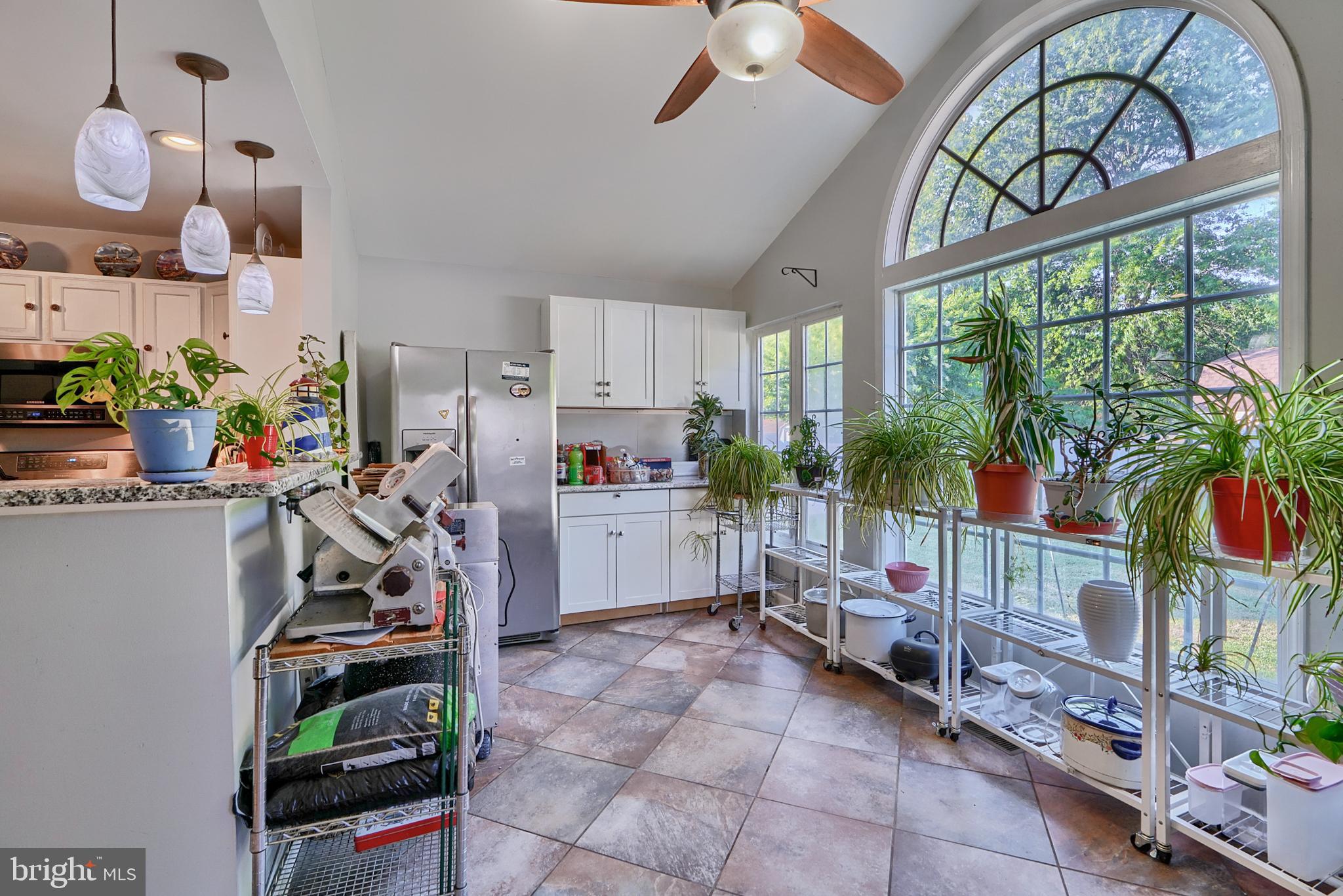 BOWLEYS QUARTERS - Residential