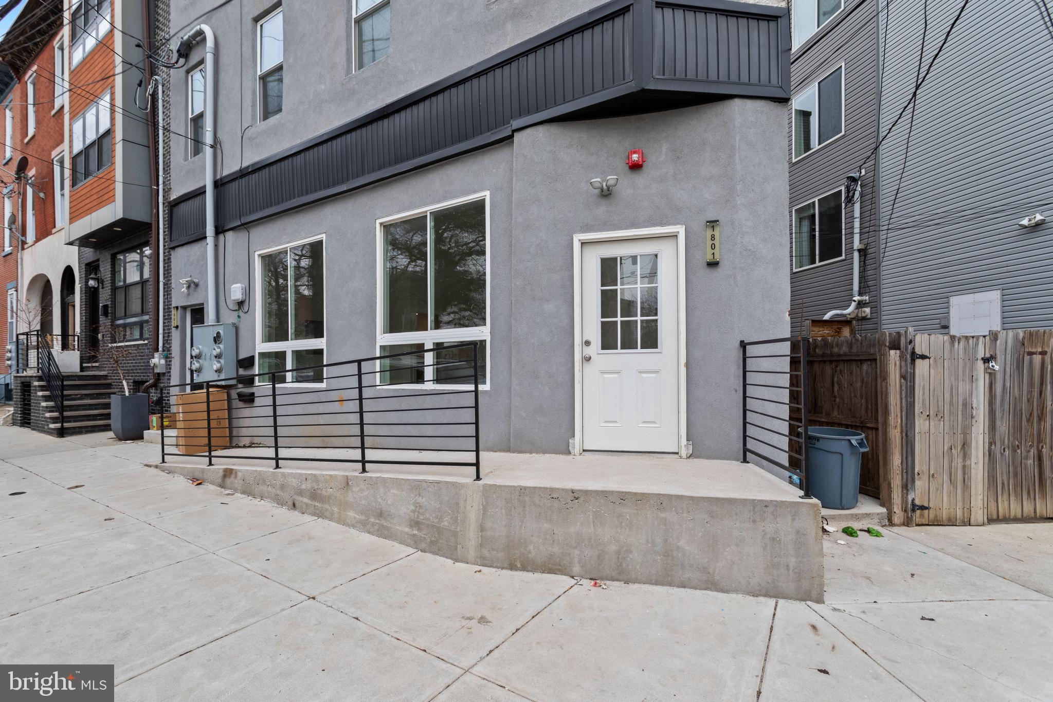 FRANCISVILLE - Commercial Lease