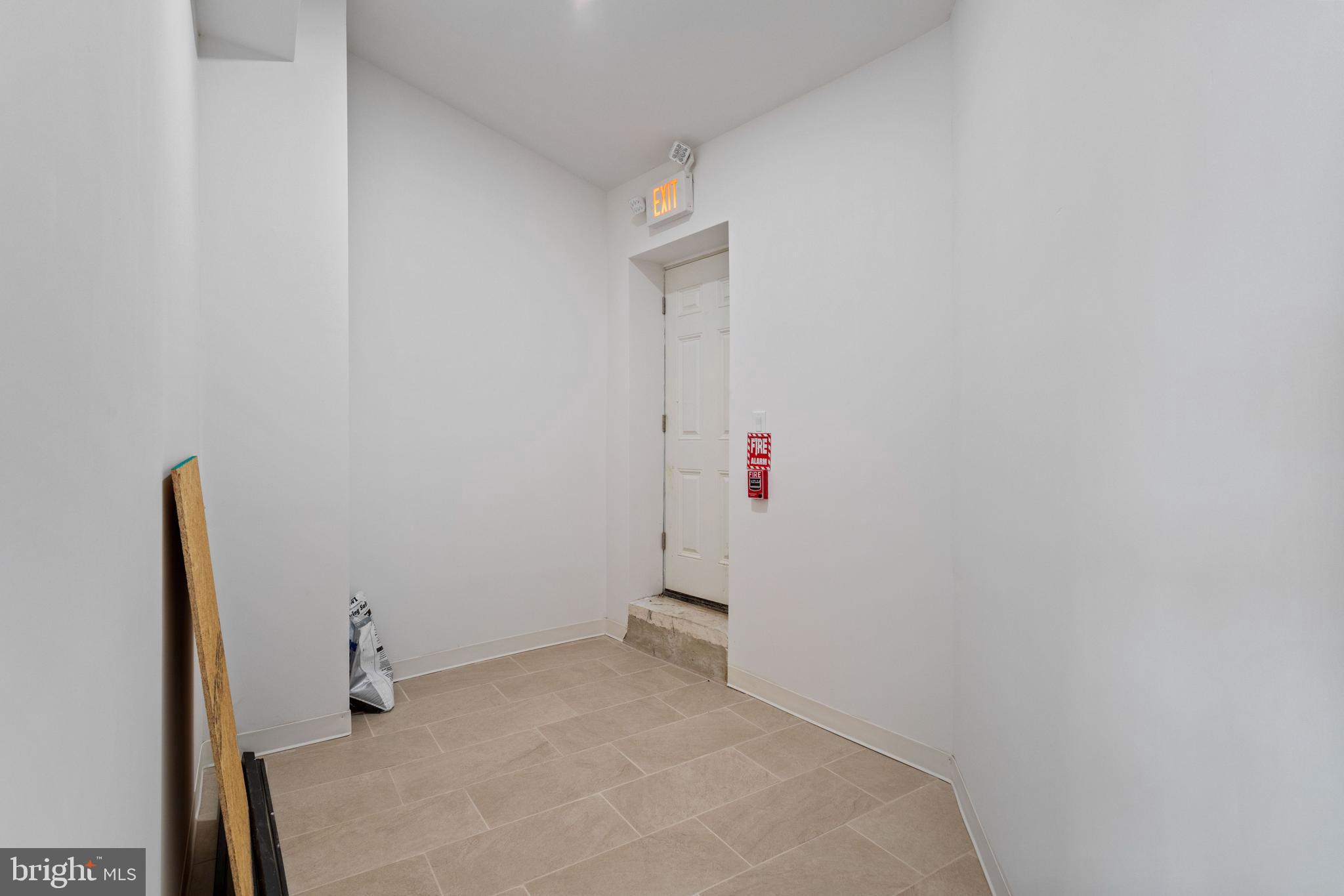 FRANCISVILLE - Commercial Lease