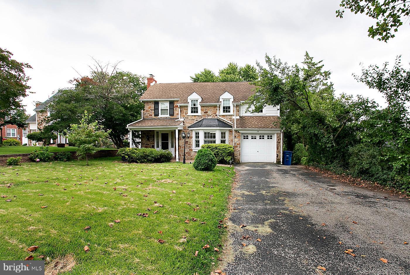 54 BURNSIDE AVENUE