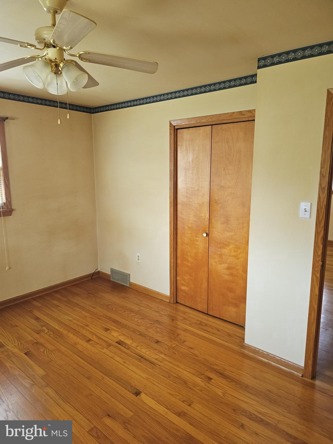 BEL AIR - Residential